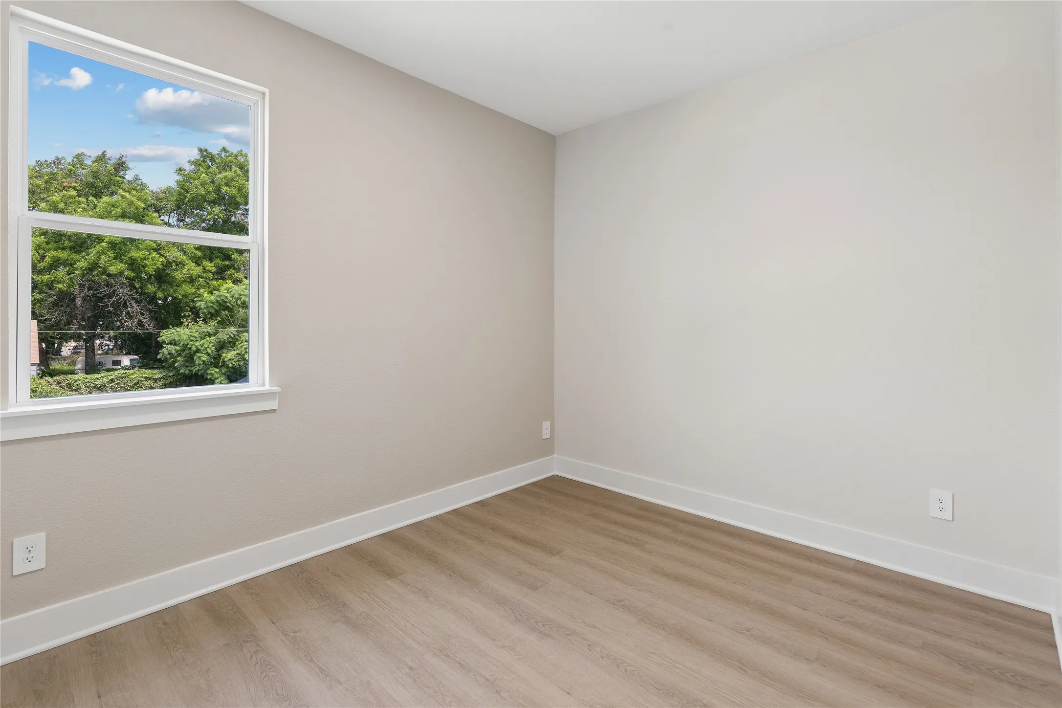 Single Family Residence For Sale in Tarrant County , 0 Cottonwood Street, Fort Worth, Texas 76111, 4 Bedroom, 3 Bathroom, 2 Garage spaces, 1,652 Sqft, built in 2026, mls#21308523, Real Estate Agent in Fort Worth, Homes For Sale in Tarrant county, Homes For Sale in Fort Worth, Realtor in Fort Worth Texas, Real Estate Brokerage Independent Realty Texas, Luminita Cordes Realtor