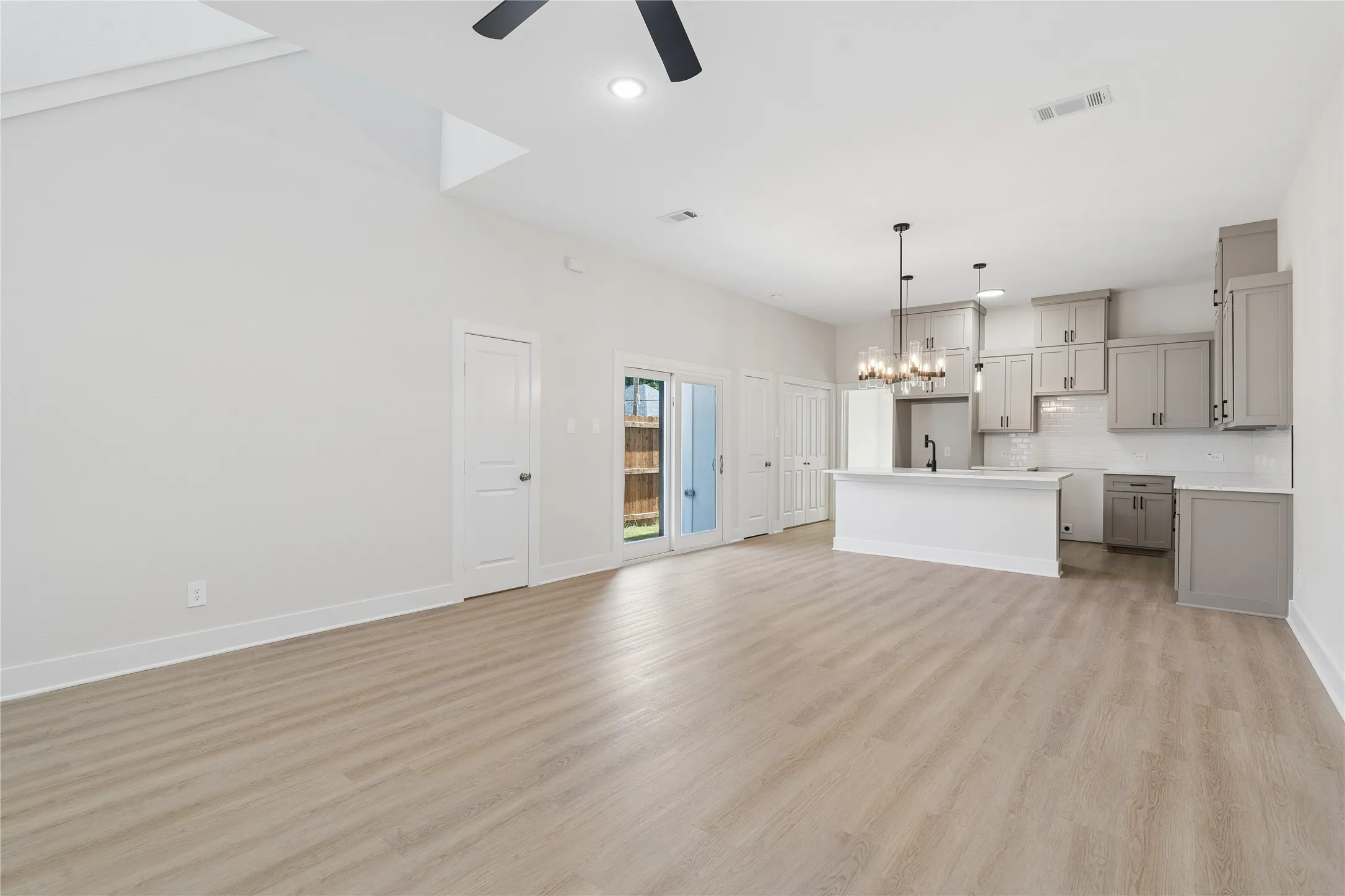 Single Family Residence For Sale in Tarrant County , 0 Cottonwood Street, Fort Worth, Texas 76111, 4 Bedroom, 3 Bathroom, 2 Garage spaces, 1,652 Sqft, built in 2026, mls#21308523, Real Estate Agent in Fort Worth, Homes For Sale in Tarrant county, Homes For Sale in Fort Worth, Realtor in Fort Worth Texas, Real Estate Brokerage Independent Realty Texas, Luminita Cordes Realtor