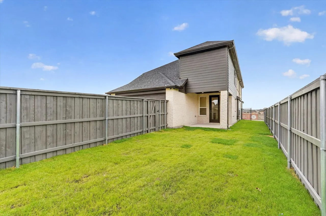 Single Family Residence For Sale in Ellis County , 7526 Epiphany Way, Venus, Texas 76084, 4 Bedroom, 3 Bathroom, 2 Garage spaces, 2,458 Sqft, built in 2026, mls#21308634, Real Estate Agent in Venus, Homes For Sale in Ellis county, Homes For Sale in Venus, Realtor in Venus Texas, Real Estate Brokerage Independent Realty Texas, Luminita Cordes Realtor