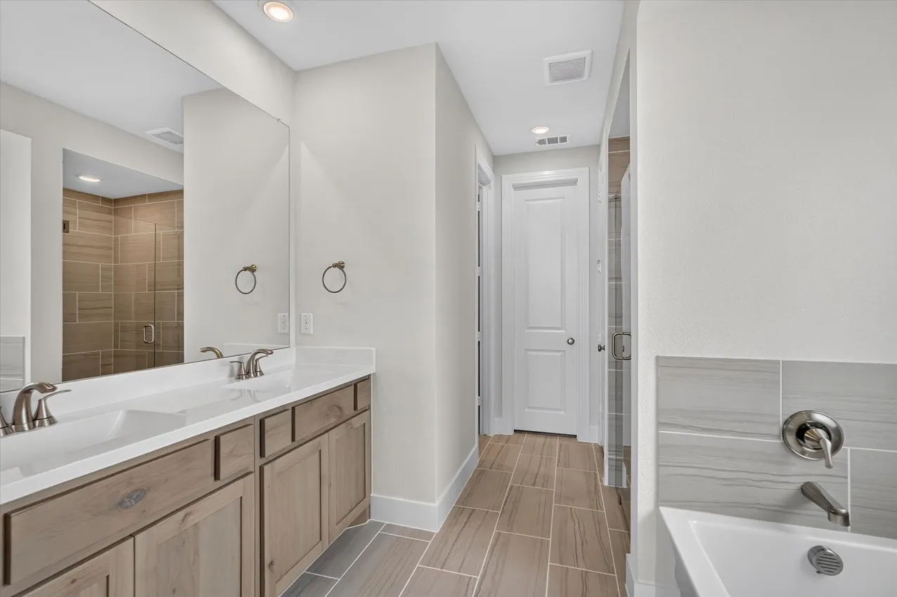 Single Family Residence For Sale in Ellis County , 7526 Epiphany Way, Venus, Texas 76084, 4 Bedroom, 3 Bathroom, 2 Garage spaces, 2,458 Sqft, built in 2026, mls#21308634, Real Estate Agent in Venus, Homes For Sale in Ellis county, Homes For Sale in Venus, Realtor in Venus Texas, Real Estate Brokerage Independent Realty Texas, Luminita Cordes Realtor