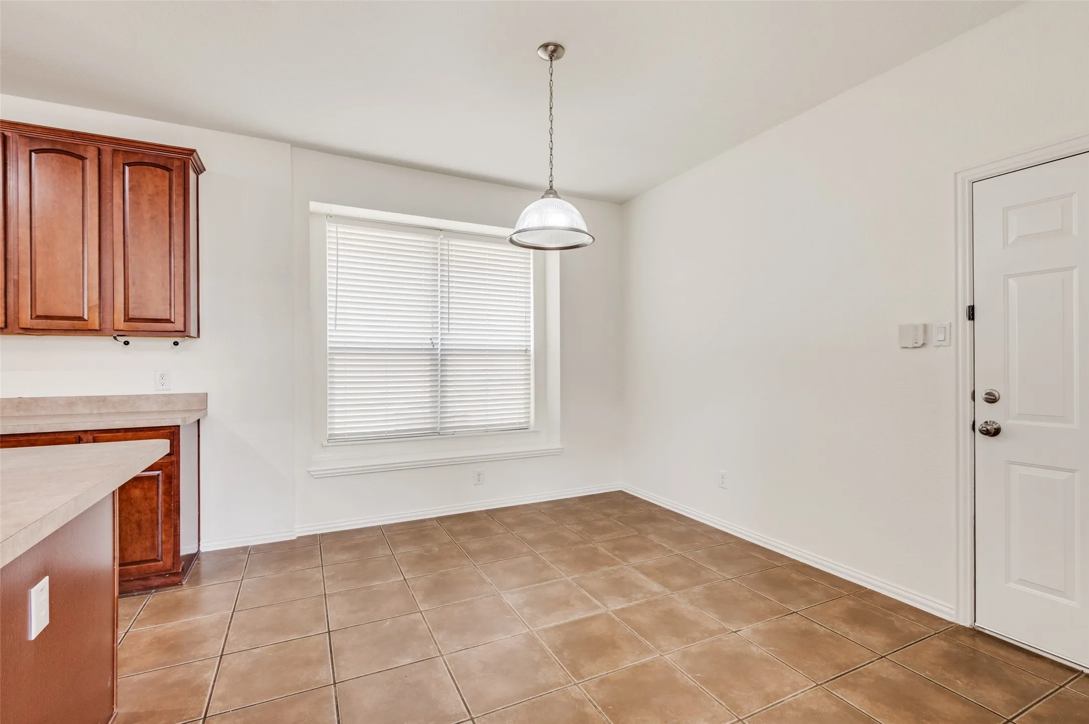 Single Family Residence For Sale in Denton County , 10256 Franklin Drive, Providence Village, Texas 76227, 3 Bedrooms, 3 Bathrooms, 2 Garage spaces, 2,067 Sqft, built in 2004, Price $294,500, mls#21307335, Real Estate Agent in Providence Village, Homes For Sale in Denton county, Homes For Sale in Providence Village, Realtor in Providence Village Texas, Real Estate Brokerage Independent Realty Texas, Luminita Cordes Realtor