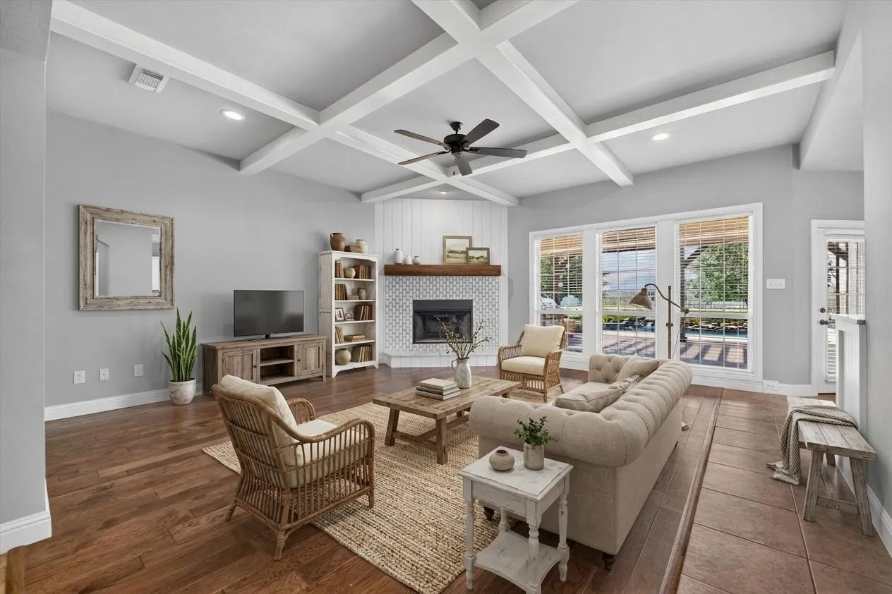 Single Family Residence For Sale in Tarrant County , 14024 Scenic Ridge Road, Haslet, Texas 76052, 3 Bedroom, 4 Bathroom, 2 Garage spaces, 3,091 Sqft, built in 2006, mls#21309417, Real Estate Agent in Haslet, Homes For Sale in Tarrant county, Homes For Sale in Haslet, Realtor in Haslet Texas, Real Estate Brokerage Independent Realty Texas, Luminita Cordes Realtor