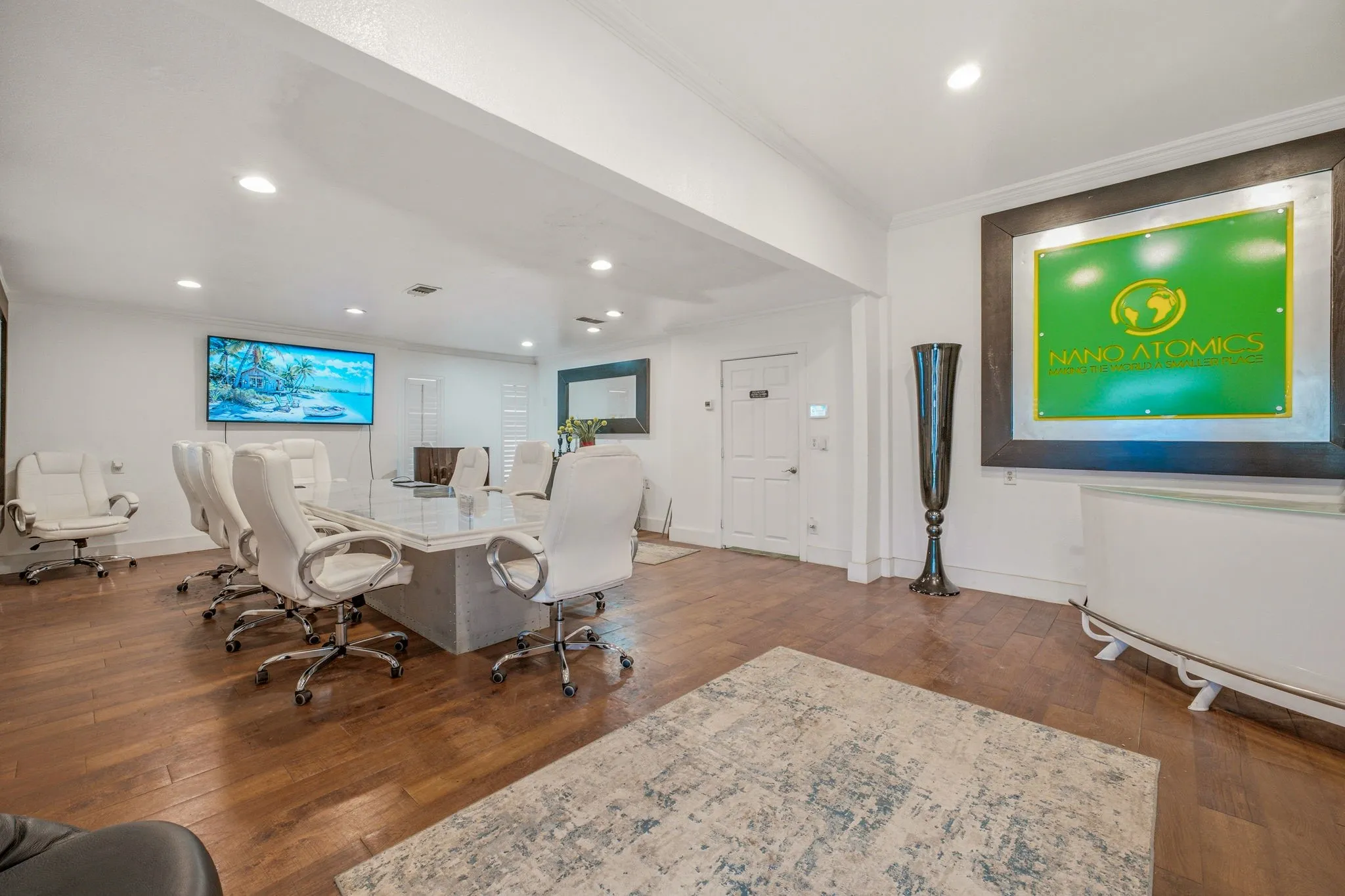 Meeting space in the front room