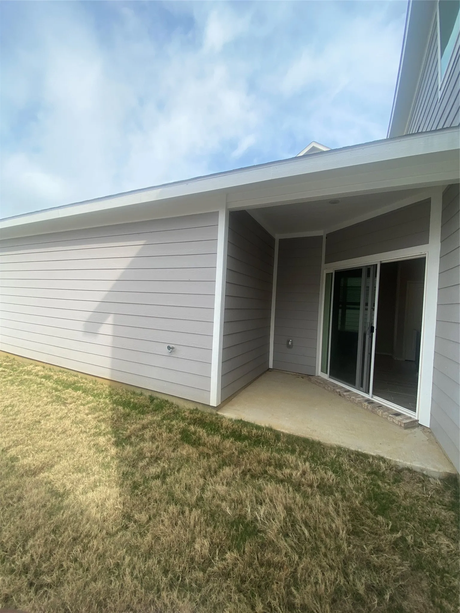 Single Family Residence For Rent in Denton County , 6033 Seguin Court, Providence Village, Texas 76227, 4 Bedroom, 3 Bathroom, 2 Garage spaces, 2,061 Sqft, built in 2022, mls#21309428, Real Estate Agent in Providence Village, Homes For Rent in Denton county, Homes For Rent in Providence Village, Realtor in Providence Village Texas, Real Estate Brokerage Independent Realty Texas, Luminita Cordes Realtor
