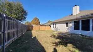 Single Family Residence For Rent in Dallas County , 5727 Hunters Bend Lane, Dallas, Texas 75249, 3 Bedroom, 2 Bathroom, 2 Garage spaces, 1,736 Sqft, built in 2003, mls#21307765, Real Estate Agent in Dallas, Homes For Rent in Dallas county, Homes For Rent in Dallas, Realtor in Dallas Texas, Real Estate Brokerage Independent Realty Texas, Luminita Cordes Realtor