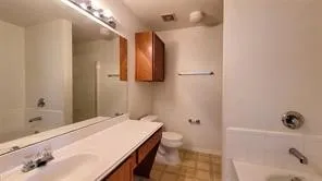 Single Family Residence For Rent in Dallas County , 5727 Hunters Bend Lane, Dallas, Texas 75249, 3 Bedroom, 2 Bathroom, 2 Garage spaces, 1,736 Sqft, built in 2003, mls#21307765, Real Estate Agent in Dallas, Homes For Rent in Dallas county, Homes For Rent in Dallas, Realtor in Dallas Texas, Real Estate Brokerage Independent Realty Texas, Luminita Cordes Realtor