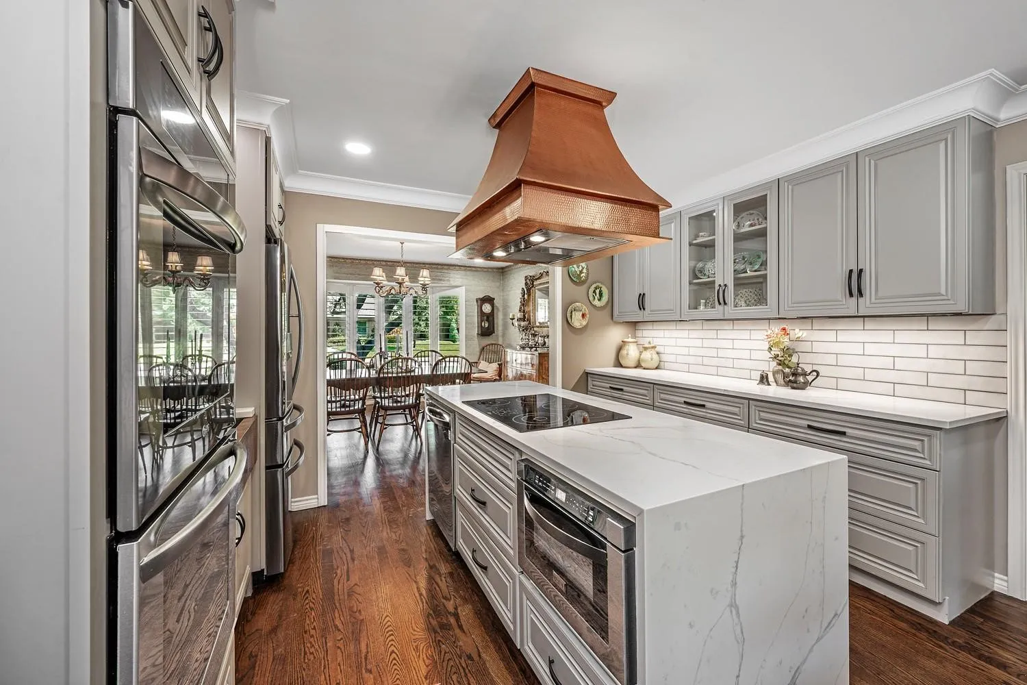 Single Family Residence For Sale in Dallas County , 7240 Hunters Ridge, Dallas, Texas 75248, 5 Bedrooms, 3 Bathrooms, 2 Garage spaces, 2,633 Sqft, built in 1972, Price $955,000, mls#21309484, Real Estate Agent in Dallas, Homes For Sale in Dallas county, Homes For Sale in Dallas, Realtor in Dallas Texas, Real Estate Brokerage Independent Realty Texas, Luminita Cordes Realtor