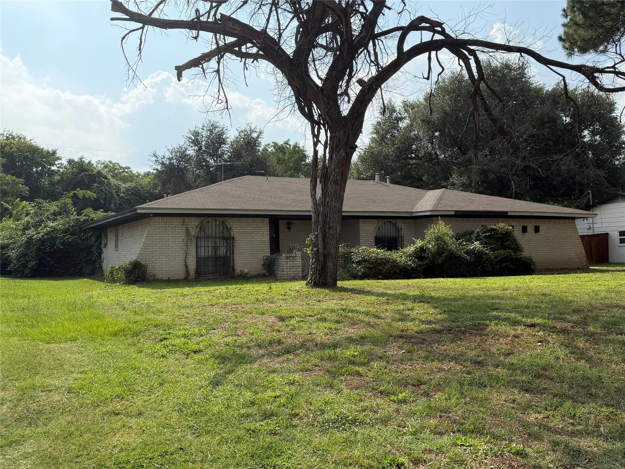Improved Land For Sale in Tarrant County , 6400 Kingston, Colleyville, Texas 76034, 0, 0, Garage spaces, 0 Sqft, built in 1975, Price $500,000, mls#21306388, Real Estate Agent in Colleyville, Homes For Sale in Tarrant county, Homes For Sale in Colleyville, Realtor in Colleyville Texas, Real Estate Brokerage Independent Realty Texas, Luminita Cordes Realtor