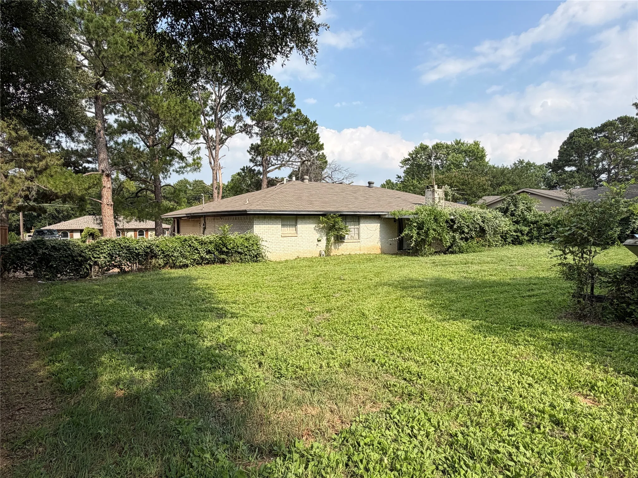 Improved Land For Sale in Tarrant County , 6400 Kingston, Colleyville, Texas 76034, 0, 0, Garage spaces, 0 Sqft, built in 1975, Price $500,000, mls#21306388, Real Estate Agent in Colleyville, Homes For Sale in Tarrant county, Homes For Sale in Colleyville, Realtor in Colleyville Texas, Real Estate Brokerage Independent Realty Texas, Luminita Cordes Realtor