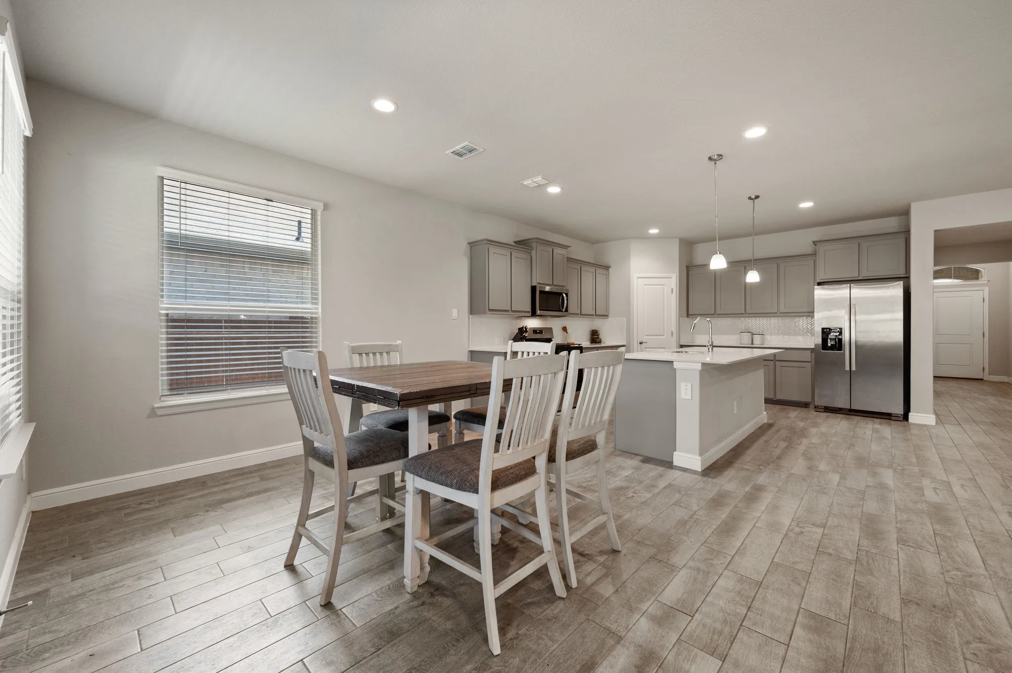 Single Family Residence For Rent in Denton County , 1217 Southwark Drive, Fort Worth, Texas 76247, 4 Bedroom, 2 Bathroom, 2 Garage spaces, 2,010 Sqft, built in 2024, mls#21306203, Real Estate Agent in Fort Worth, Homes For Rent in Denton county, Homes For Rent in Fort Worth, Realtor in Fort Worth Texas, Real Estate Brokerage Independent Realty Texas, Luminita Cordes Realtor