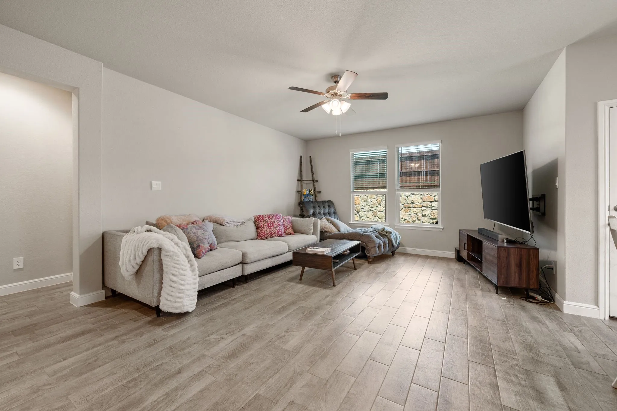 Single Family Residence For Rent in Denton County , 1217 Southwark Drive, Fort Worth, Texas 76247, 4 Bedroom, 2 Bathroom, 2 Garage spaces, 2,010 Sqft, built in 2024, mls#21306203, Real Estate Agent in Fort Worth, Homes For Rent in Denton county, Homes For Rent in Fort Worth, Realtor in Fort Worth Texas, Real Estate Brokerage Independent Realty Texas, Luminita Cordes Realtor