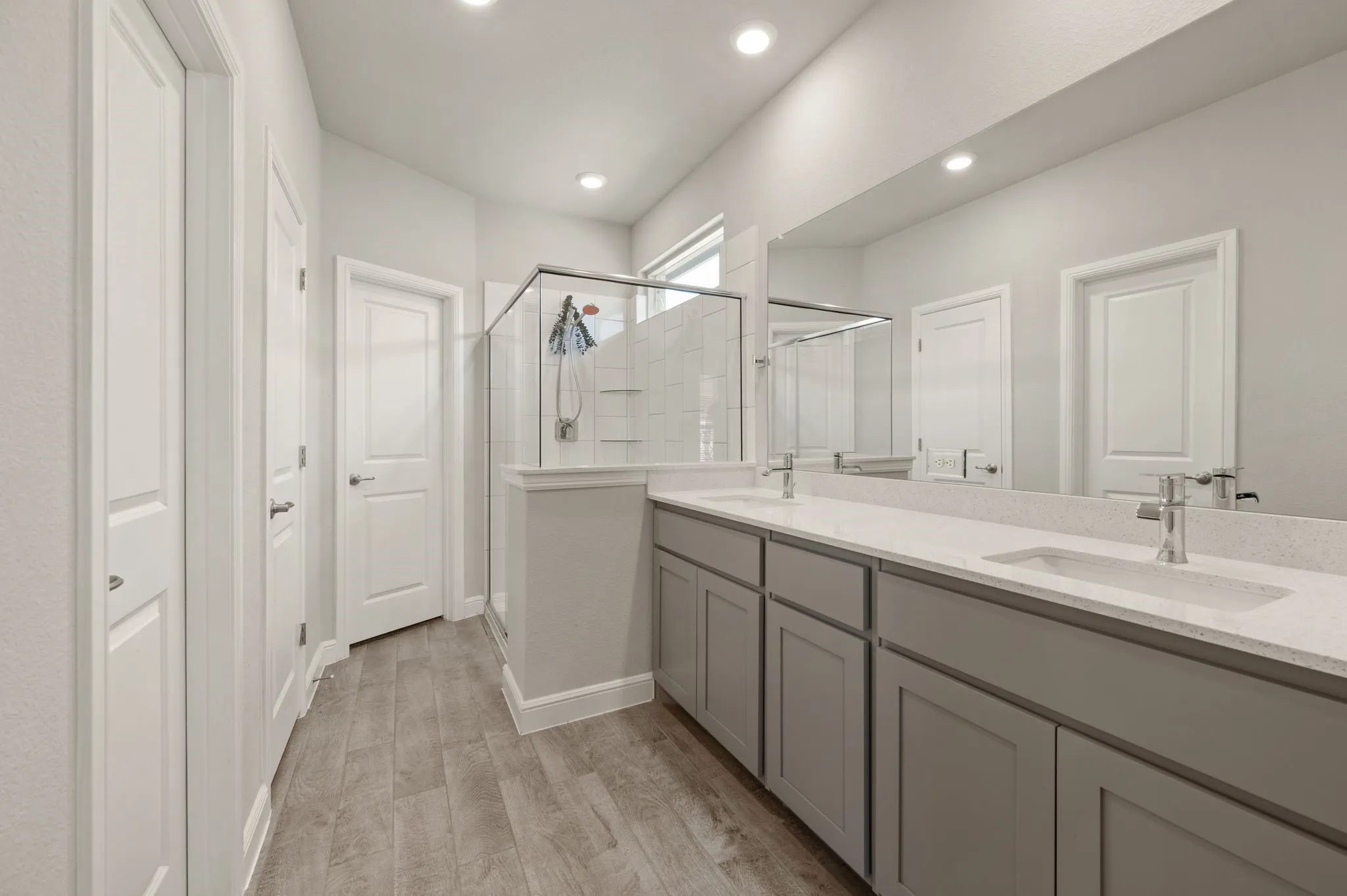 Single Family Residence For Rent in Denton County , 1217 Southwark Drive, Fort Worth, Texas 76247, 4 Bedroom, 2 Bathroom, 2 Garage spaces, 2,010 Sqft, built in 2024, mls#21306203, Real Estate Agent in Fort Worth, Homes For Rent in Denton county, Homes For Rent in Fort Worth, Realtor in Fort Worth Texas, Real Estate Brokerage Independent Realty Texas, Luminita Cordes Realtor
