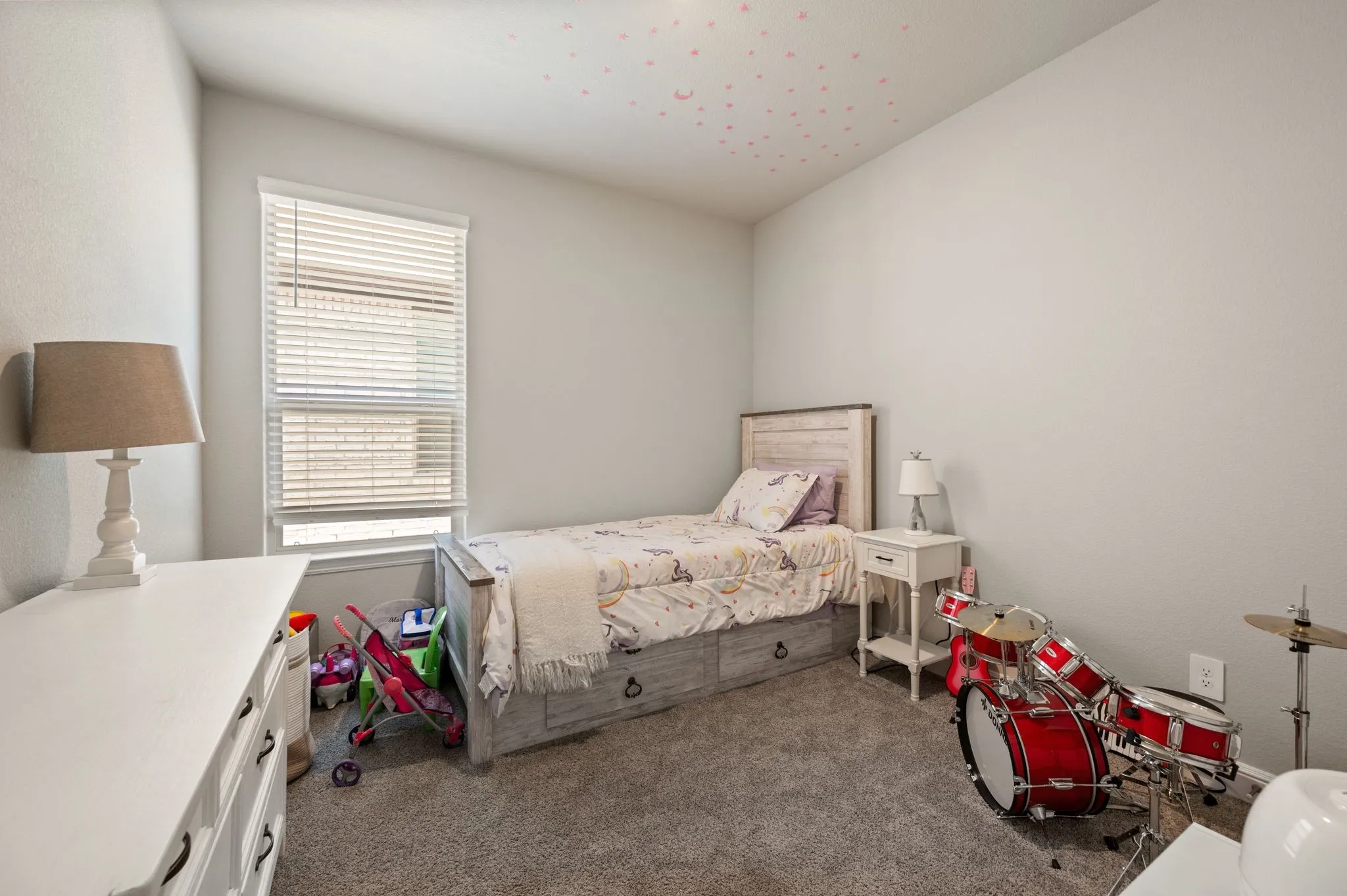 Single Family Residence For Rent in Denton County , 1217 Southwark Drive, Fort Worth, Texas 76247, 4 Bedroom, 2 Bathroom, 2 Garage spaces, 2,010 Sqft, built in 2024, mls#21306203, Real Estate Agent in Fort Worth, Homes For Rent in Denton county, Homes For Rent in Fort Worth, Realtor in Fort Worth Texas, Real Estate Brokerage Independent Realty Texas, Luminita Cordes Realtor