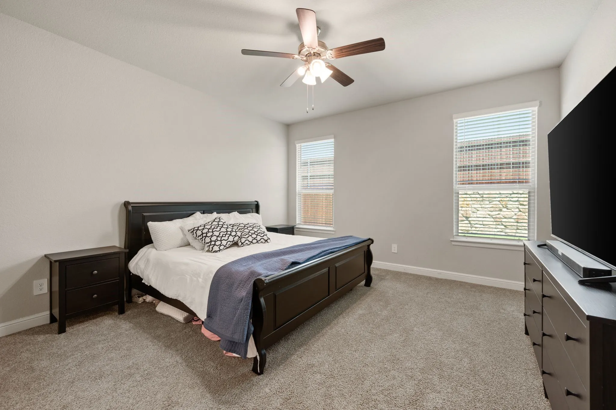 Single Family Residence For Rent in Denton County , 1217 Southwark Drive, Fort Worth, Texas 76247, 4 Bedroom, 2 Bathroom, 2 Garage spaces, 2,010 Sqft, built in 2024, mls#21306203, Real Estate Agent in Fort Worth, Homes For Rent in Denton county, Homes For Rent in Fort Worth, Realtor in Fort Worth Texas, Real Estate Brokerage Independent Realty Texas, Luminita Cordes Realtor