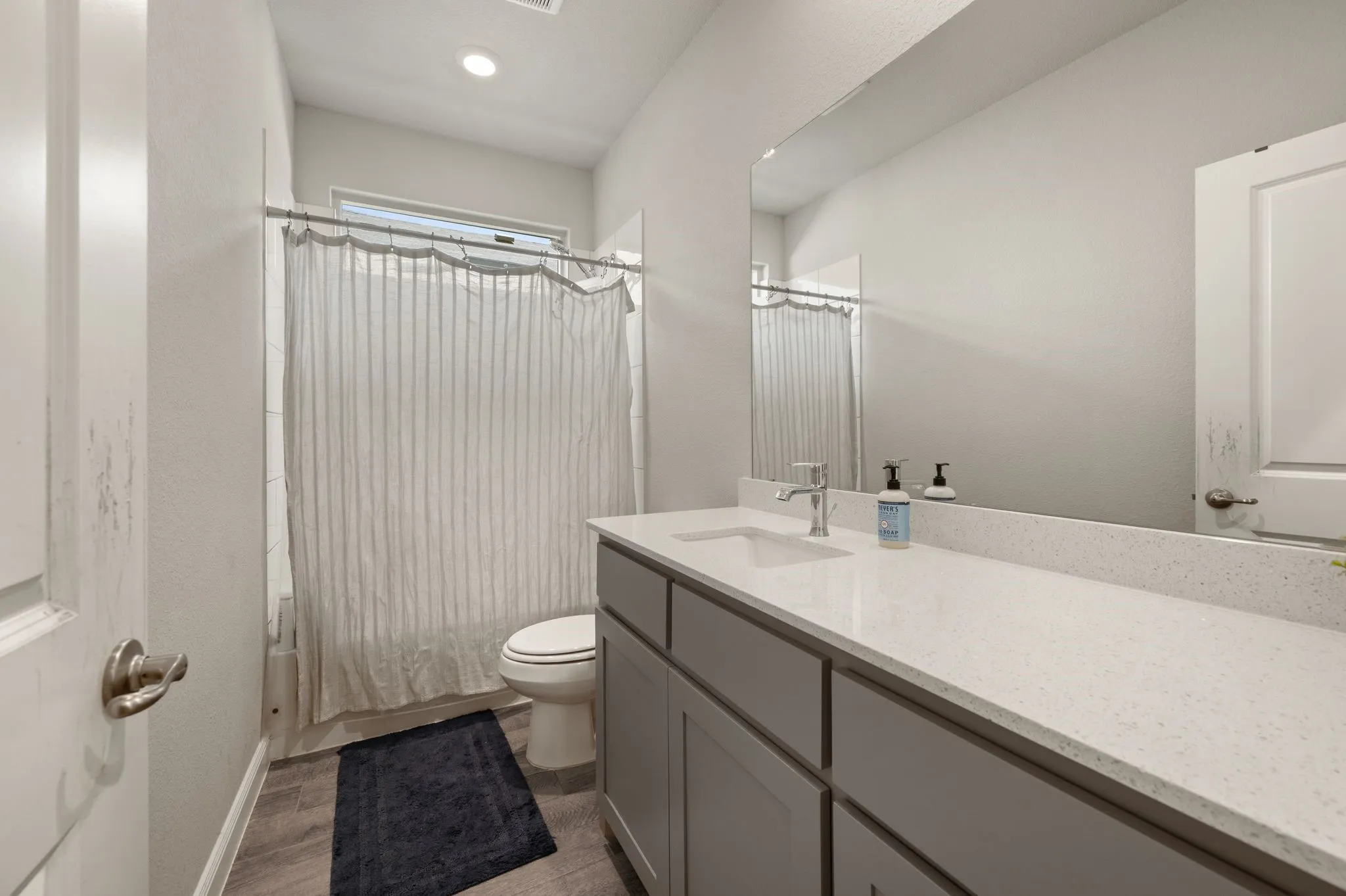 Single Family Residence For Rent in Denton County , 1217 Southwark Drive, Fort Worth, Texas 76247, 4 Bedroom, 2 Bathroom, 2 Garage spaces, 2,010 Sqft, built in 2024, mls#21306203, Real Estate Agent in Fort Worth, Homes For Rent in Denton county, Homes For Rent in Fort Worth, Realtor in Fort Worth Texas, Real Estate Brokerage Independent Realty Texas, Luminita Cordes Realtor