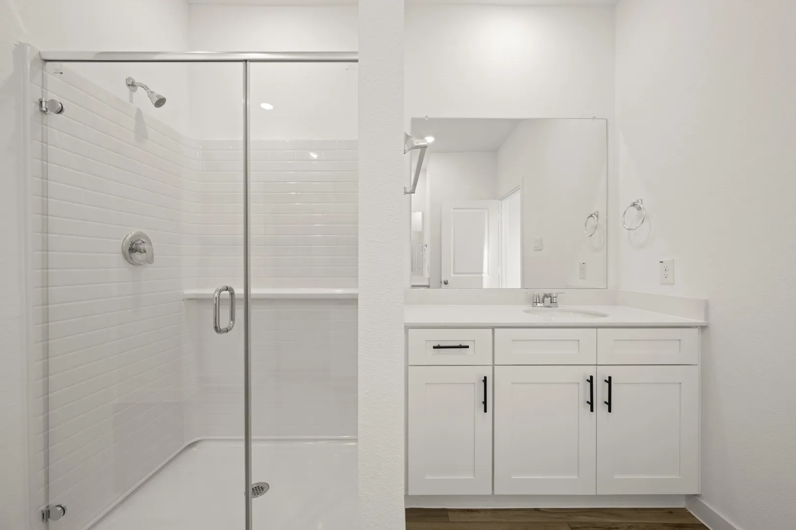2408 Glacier- Primary Suite-5