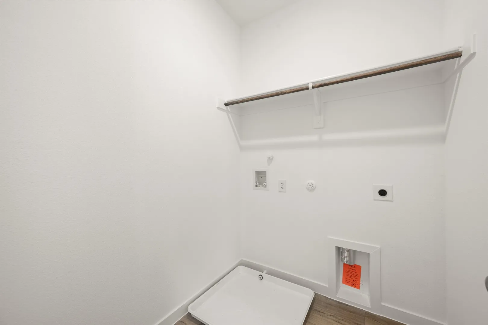 2408 Glacier- Utility-1