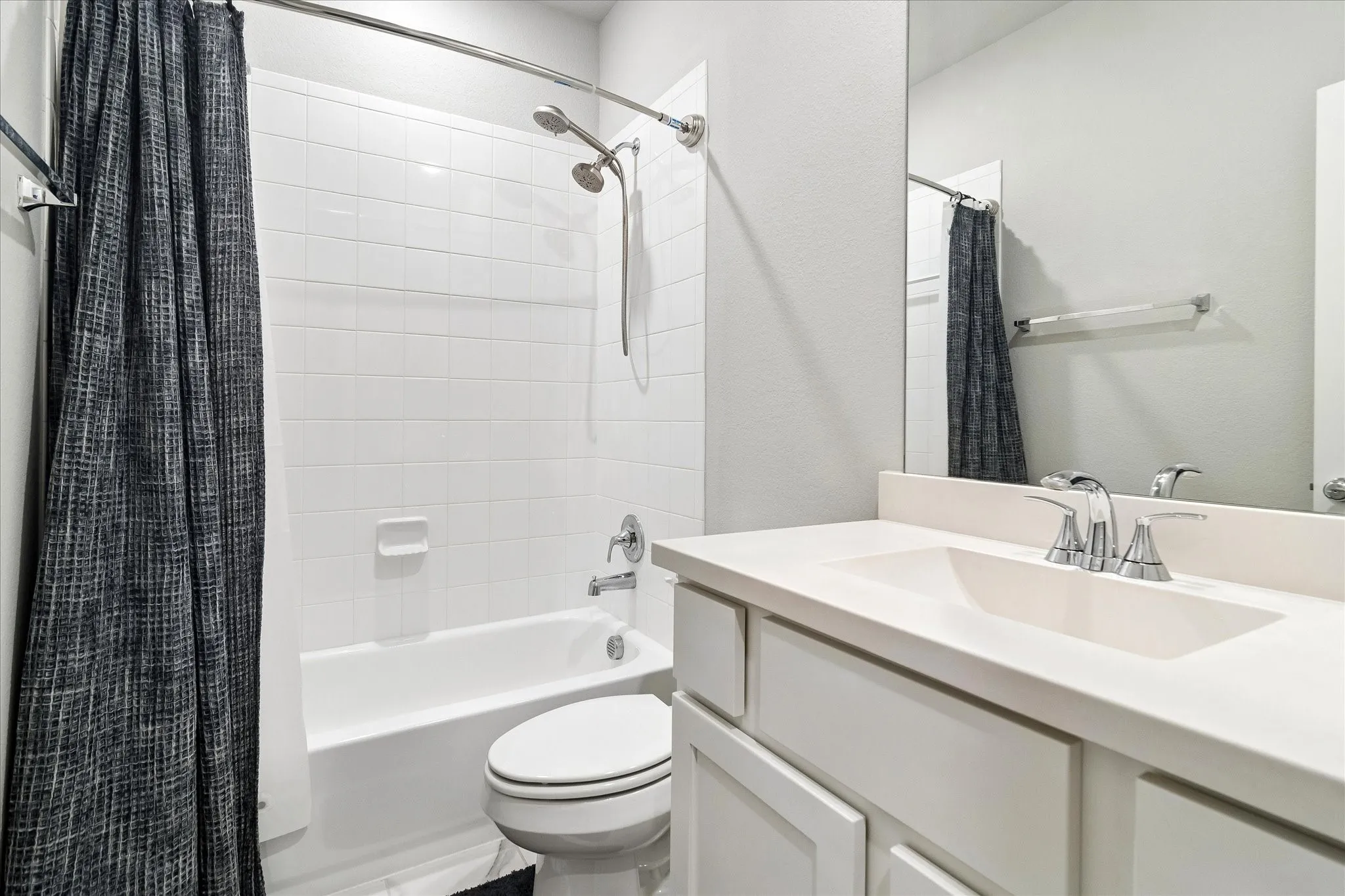 Single Family Residence For Sale in Grayson County , 3810 Iron Ore Drive, Denison, Texas 75020, 4 Bedroom, 3 Bathroom, 2 Garage spaces, 2,309 Sqft, built in 2022, mls#21309536, Real Estate Agent in Denison, Homes For Sale in Grayson county, Homes For Sale in Denison, Realtor in Denison Texas, Real Estate Brokerage Independent Realty Texas, Luminita Cordes Realtor