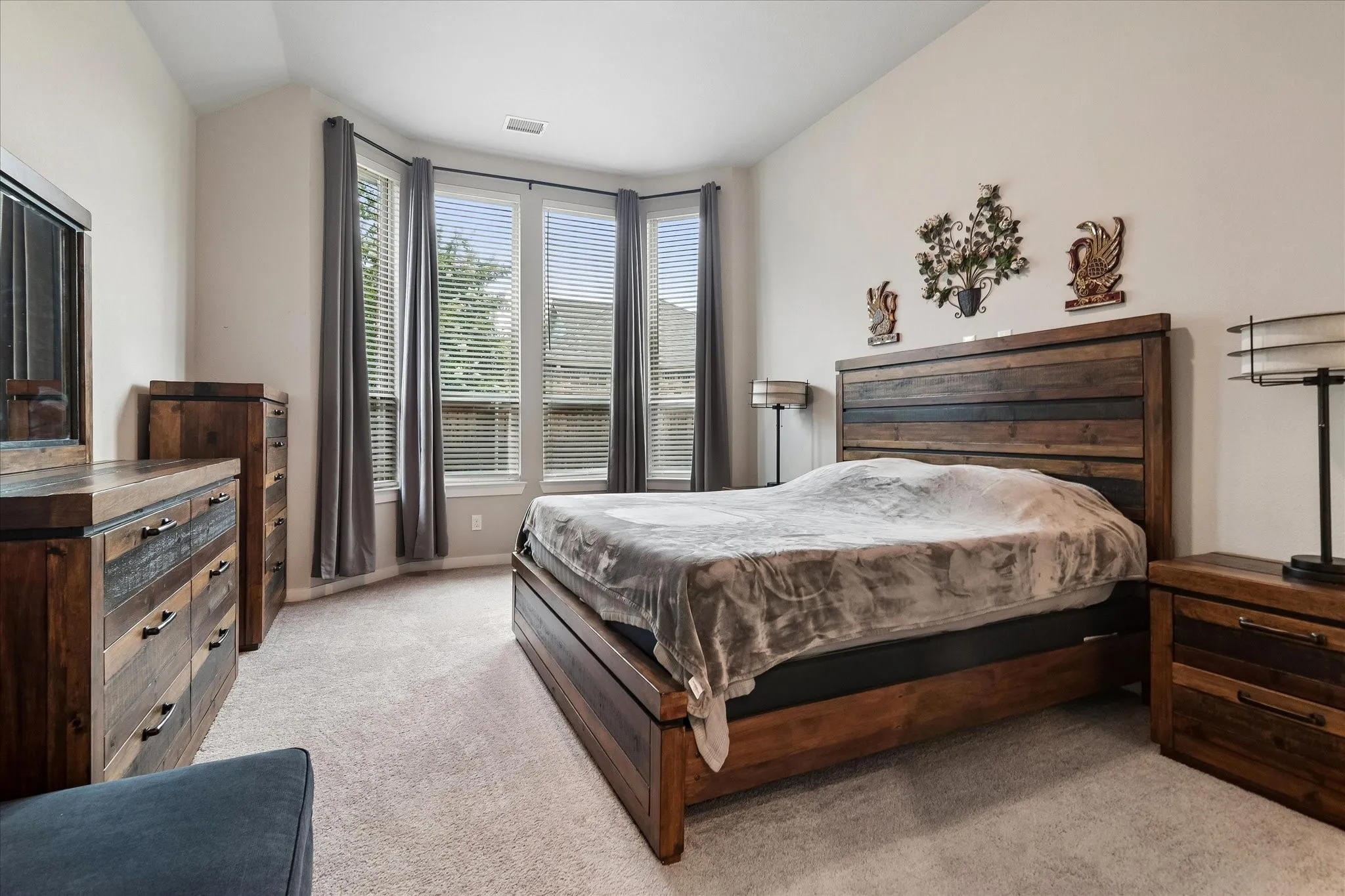 Single Family Residence For Sale in Grayson County , 3810 Iron Ore Drive, Denison, Texas 75020, 4 Bedroom, 3 Bathroom, 2 Garage spaces, 2,309 Sqft, built in 2022, mls#21309536, Real Estate Agent in Denison, Homes For Sale in Grayson county, Homes For Sale in Denison, Realtor in Denison Texas, Real Estate Brokerage Independent Realty Texas, Luminita Cordes Realtor