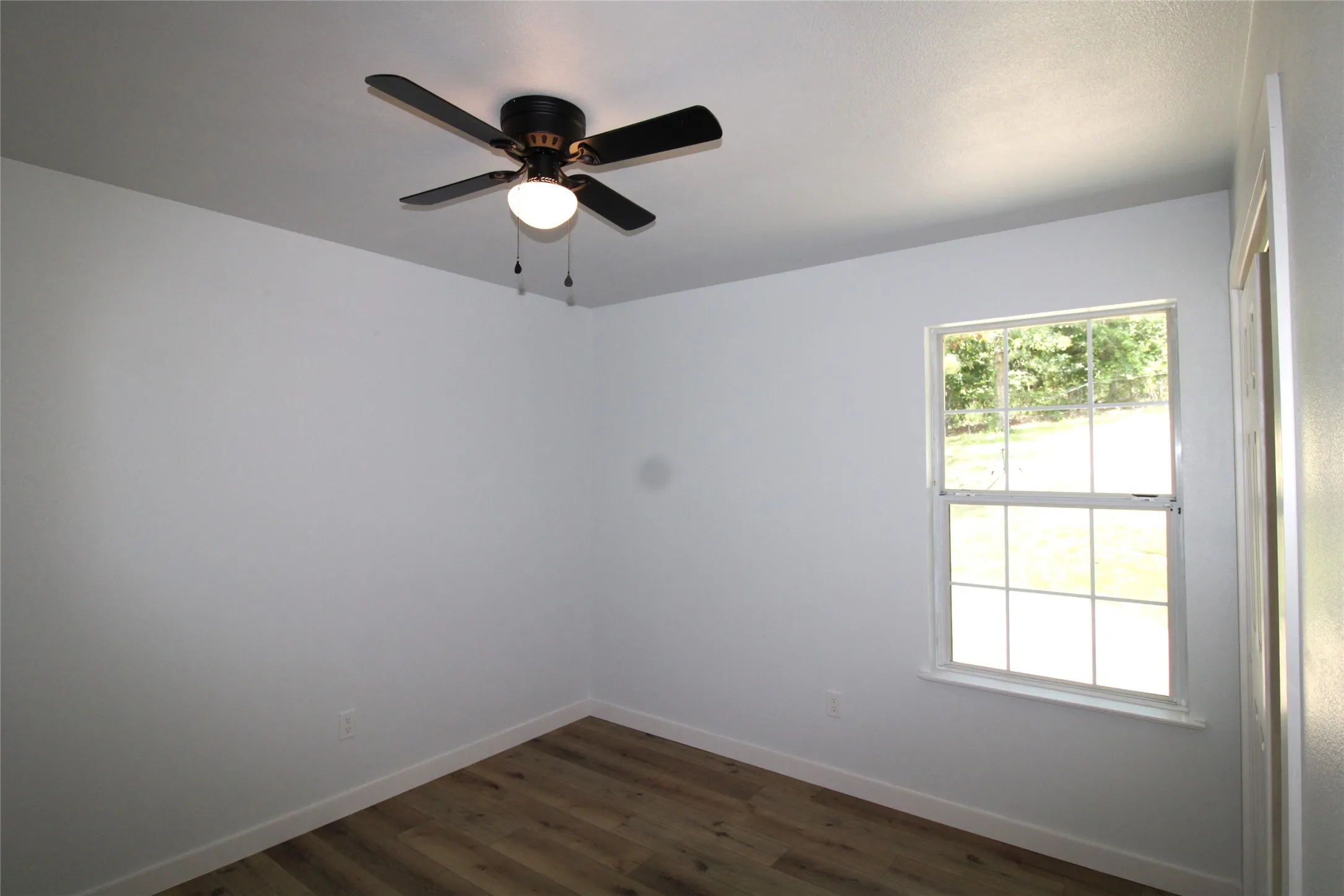 Single Family Residence For Sale in Van Zandt County , 640 Callender Lake Drive, Murchison, Texas 75778, 3 Bedroom, 2 Bathroom, Garage spaces, 1,056 Sqft, built in 2002, mls#21309550, Real Estate Agent in Murchison, Homes For Sale in Van Zandt county, Homes For Sale in Murchison, Realtor in Murchison Texas, Real Estate Brokerage Independent Realty Texas, Luminita Cordes Realtor