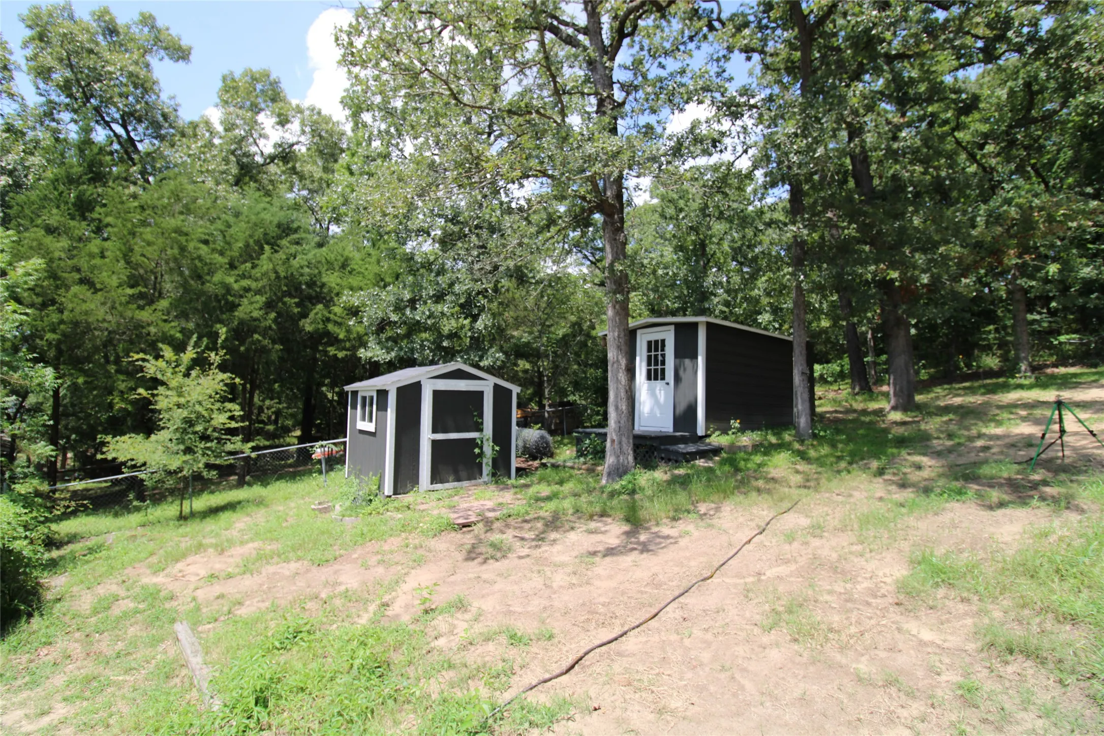 Single Family Residence For Sale in Van Zandt County , 640 Callender Lake Drive, Murchison, Texas 75778, 3 Bedroom, 2 Bathroom, Garage spaces, 1,056 Sqft, built in 2002, mls#21309550, Real Estate Agent in Murchison, Homes For Sale in Van Zandt county, Homes For Sale in Murchison, Realtor in Murchison Texas, Real Estate Brokerage Independent Realty Texas, Luminita Cordes Realtor