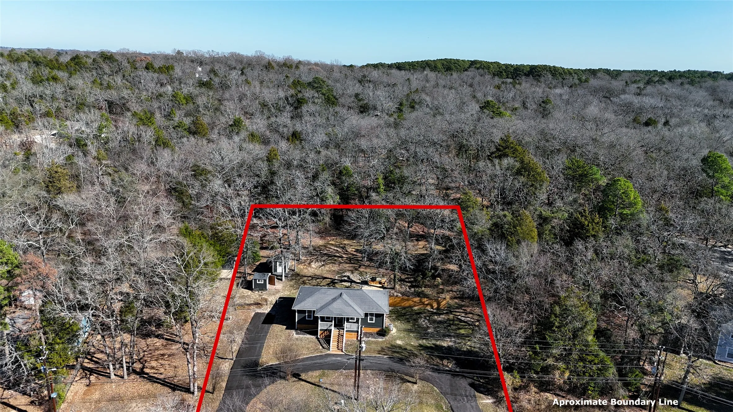 Single Family Residence For Sale in Van Zandt County , 640 Callender Lake Drive, Murchison, Texas 75778, 3 Bedroom, 2 Bathroom, Garage spaces, 1,056 Sqft, built in 2002, mls#21309550, Real Estate Agent in Murchison, Homes For Sale in Van Zandt county, Homes For Sale in Murchison, Realtor in Murchison Texas, Real Estate Brokerage Independent Realty Texas, Luminita Cordes Realtor