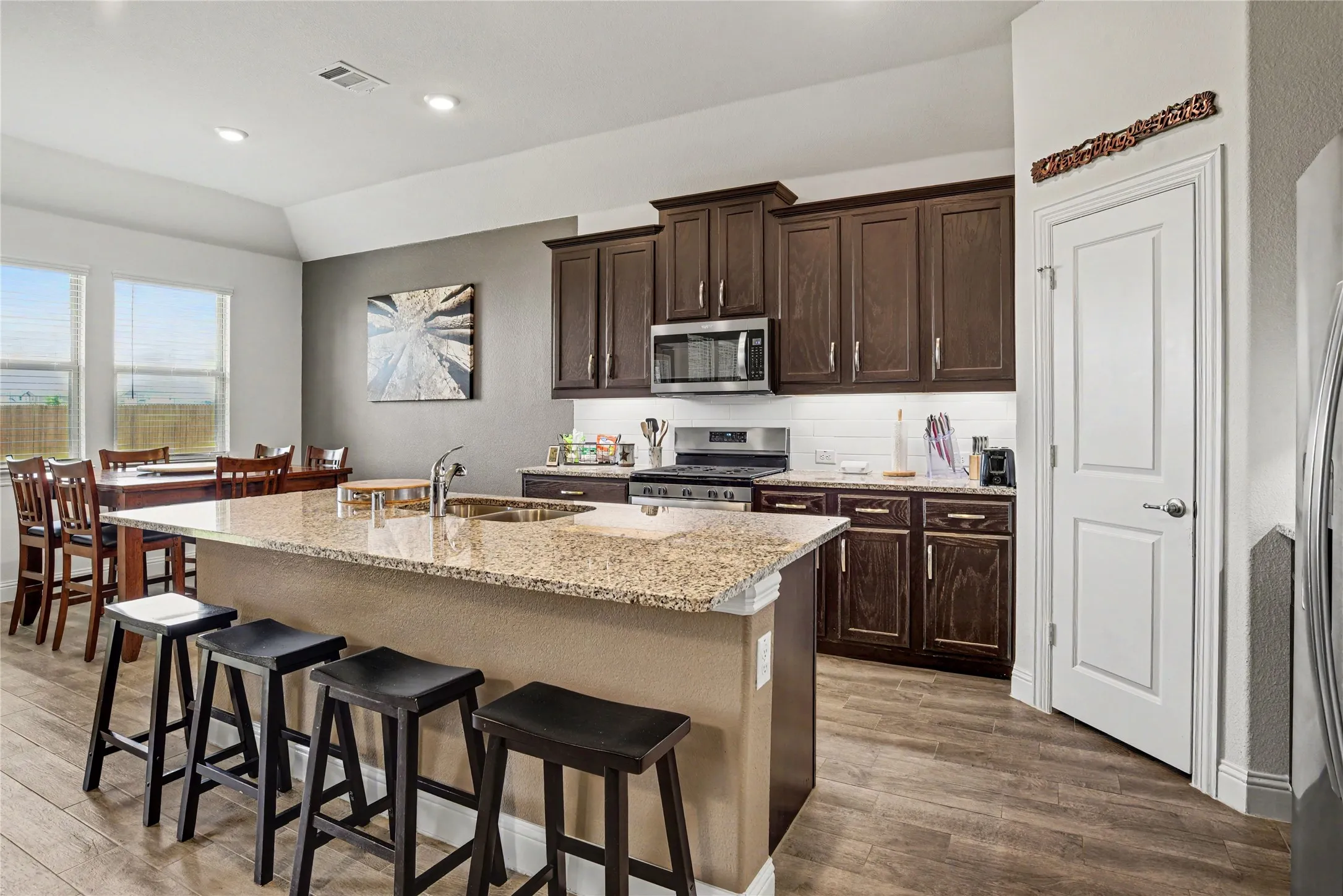 Single Family Residence For Sale in Kaufman County , 4016 Woodford Drive, Forney, Texas 75126, 4 Bedroom, 2 Bathroom, 3 Garage spaces, 1,831 Sqft, built in 2021, mls#21305190, Real Estate Agent in Forney, Homes For Sale in Kaufman county, Homes For Sale in Forney, Realtor in Forney Texas, Real Estate Brokerage Independent Realty Texas, Luminita Cordes Realtor
