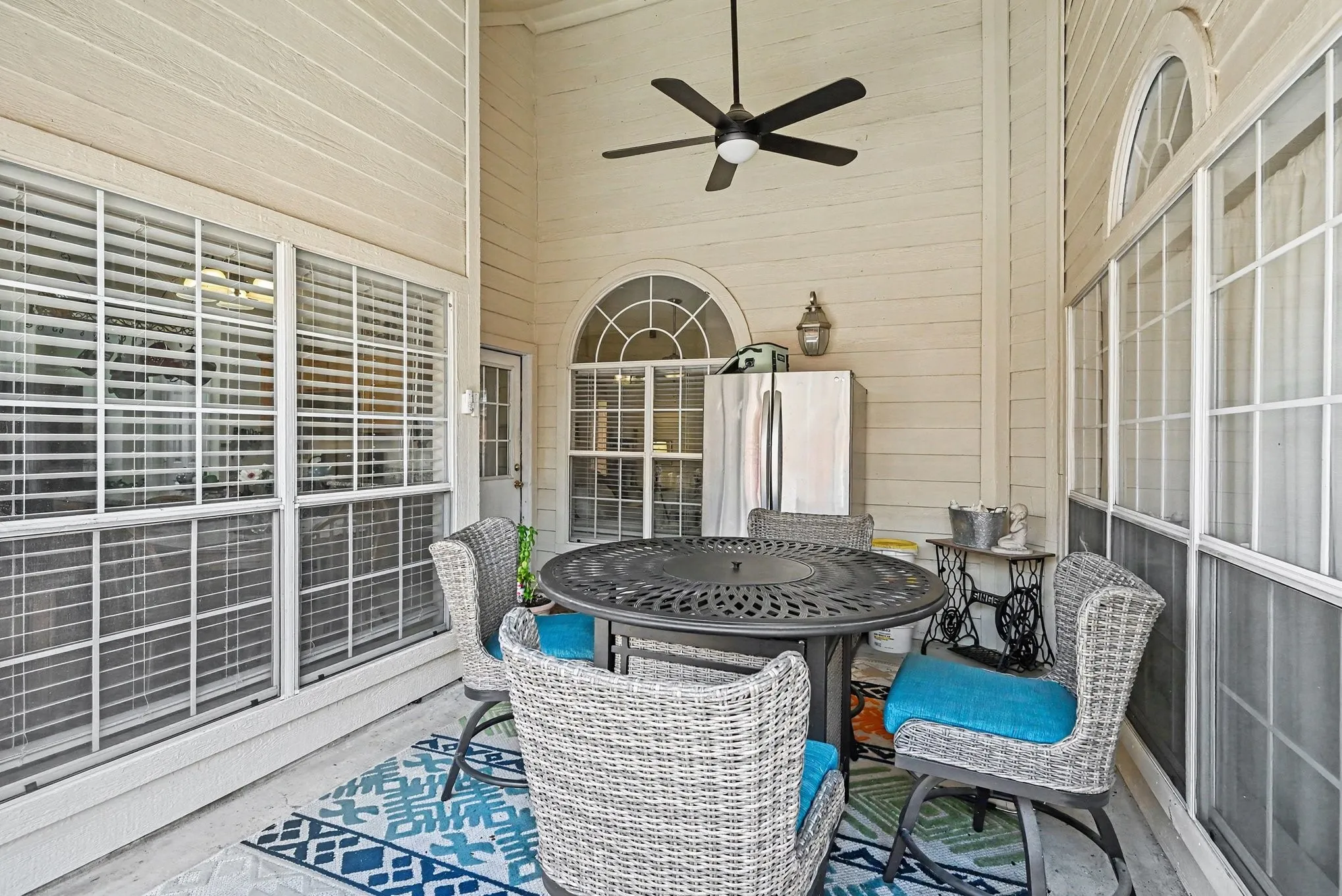 Single Family Residence For Sale in Tarrant County , 4654 Park Court, Fort Worth, Texas 76137, 3 Bedroom, 2 Bathroom, 2 Garage spaces, 1,802 Sqft, built in 1997, mls#21309533, Real Estate Agent in Fort Worth, Homes For Sale in Tarrant county, Homes For Sale in Fort Worth, Realtor in Fort Worth Texas, Real Estate Brokerage Independent Realty Texas, Luminita Cordes Realtor
