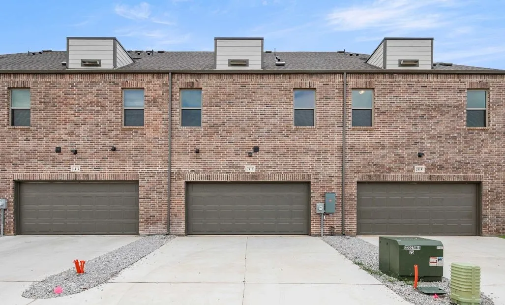 Rear Exterior Design Representative Photo
