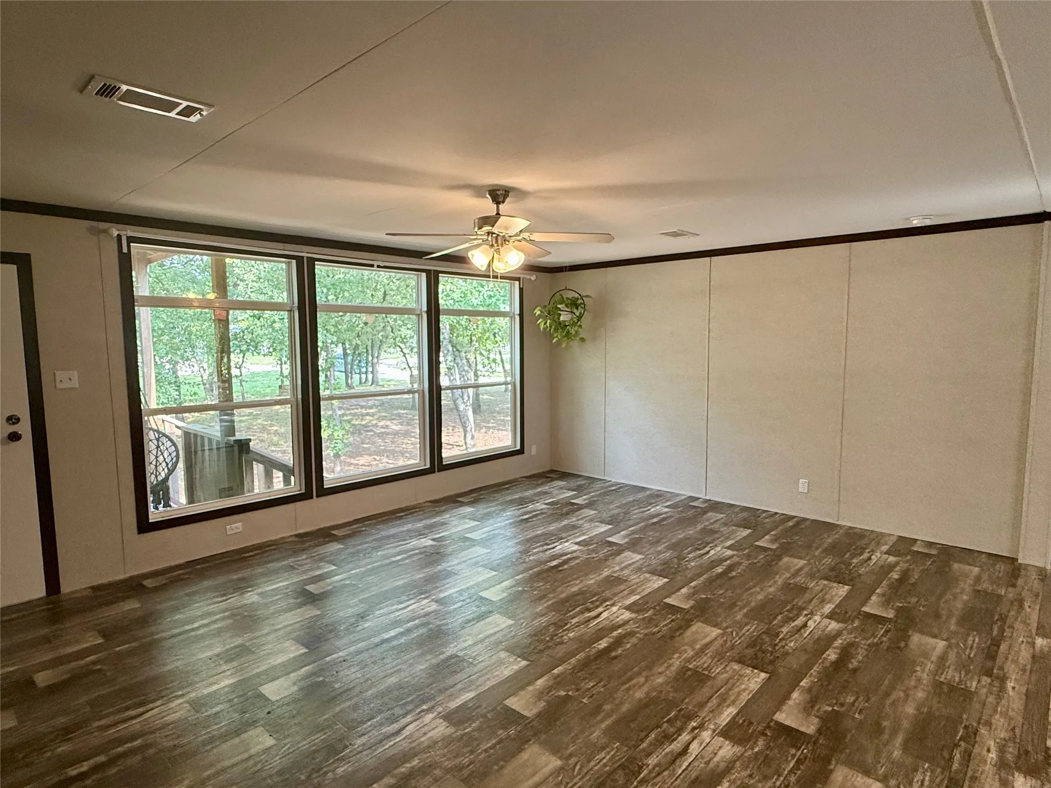 Mobile Home For Sale in Parker County , 145 Adalida Lane, Springtown, Texas 76082, 4 Bedroom, 2 Bathroom, 4 Garage spaces, 2,048 Sqft, built in 2020, Price $279,990, mls#21309523, Real Estate Agent in Springtown, Homes For Sale in Parker county, Homes For Sale in Springtown, Realtor in Springtown Texas, Real Estate Brokerage Independent Realty Texas, Luminita Cordes Realtor