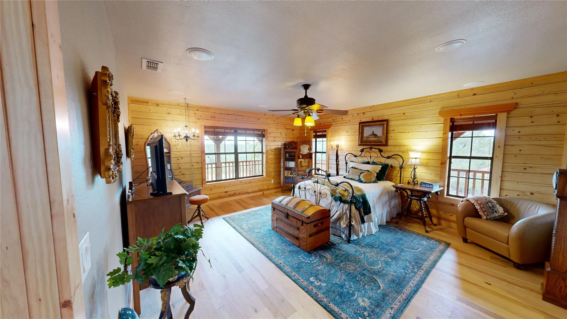 Single Family Residence For Sale in Palo Pinto County , 1253 Balcones Lane, Graford, Texas 76449, 3 Bedroom, 2 Bathroom, 3 Garage spaces, 2,016 Sqft, built in 2010, mls#21309389, Real Estate Agent in Graford, Homes For Sale in Palo Pinto county, Homes For Sale in Graford, Realtor in Graford Texas, Real Estate Brokerage Independent Realty Texas, Luminita Cordes Realtor