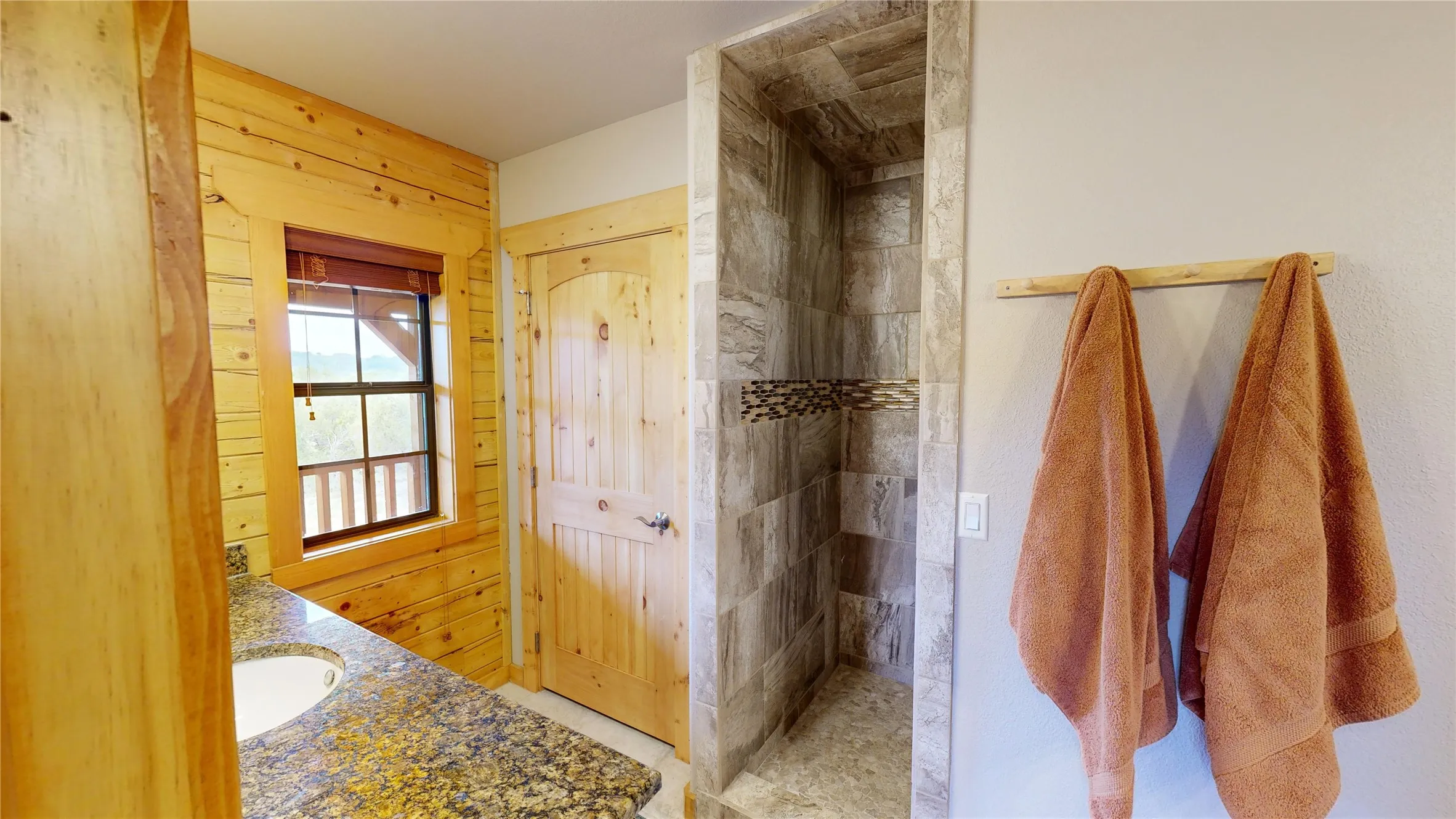Single Family Residence For Sale in Palo Pinto County , 1253 Balcones Lane, Graford, Texas 76449, 3 Bedroom, 2 Bathroom, 3 Garage spaces, 2,016 Sqft, built in 2010, mls#21309389, Real Estate Agent in Graford, Homes For Sale in Palo Pinto county, Homes For Sale in Graford, Realtor in Graford Texas, Real Estate Brokerage Independent Realty Texas, Luminita Cordes Realtor