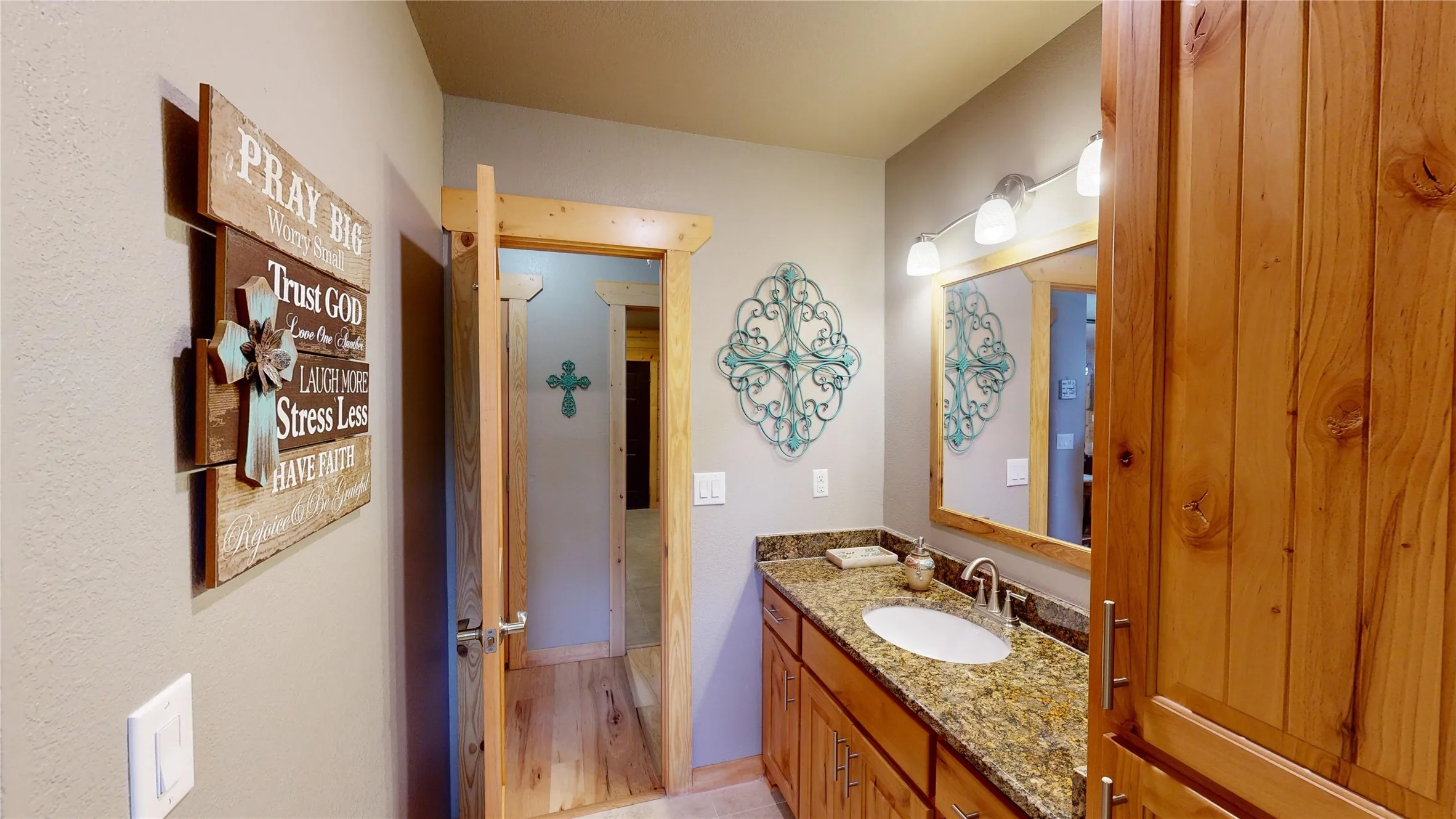 Single Family Residence For Sale in Palo Pinto County , 1253 Balcones Lane, Graford, Texas 76449, 3 Bedroom, 2 Bathroom, 3 Garage spaces, 2,016 Sqft, built in 2010, mls#21309389, Real Estate Agent in Graford, Homes For Sale in Palo Pinto county, Homes For Sale in Graford, Realtor in Graford Texas, Real Estate Brokerage Independent Realty Texas, Luminita Cordes Realtor