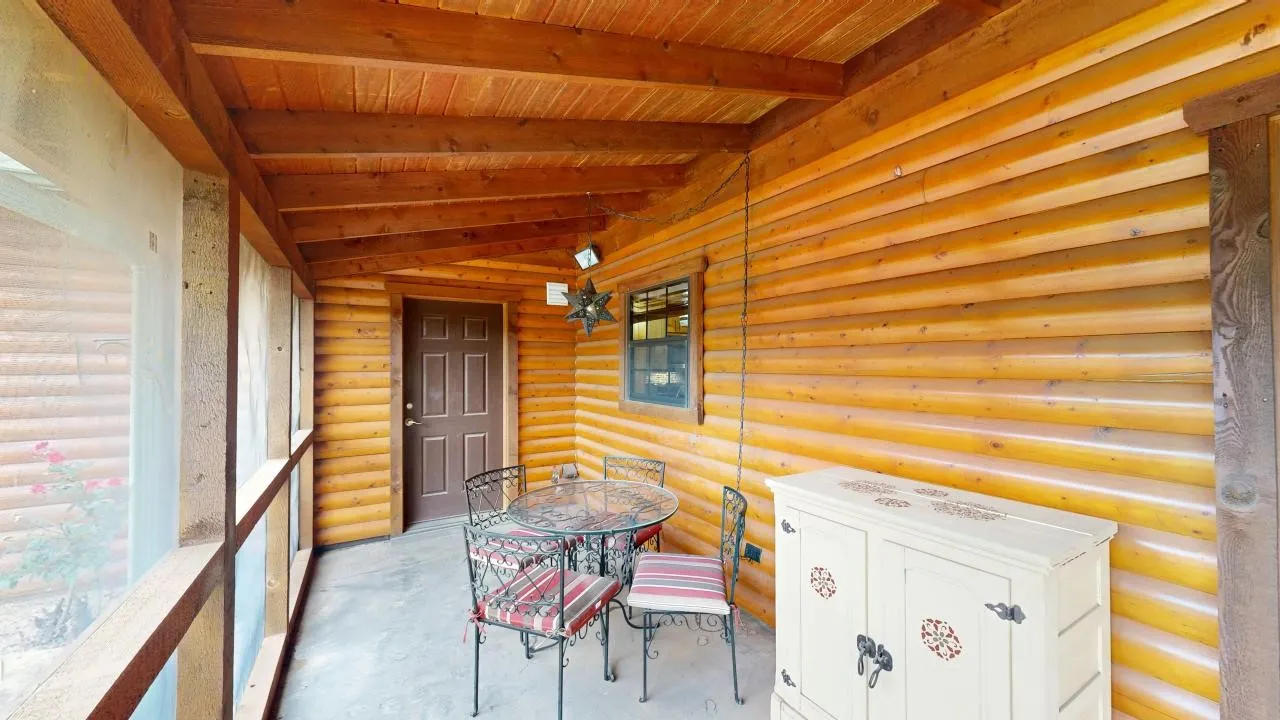 Single Family Residence For Sale in Palo Pinto County , 1253 Balcones Lane, Graford, Texas 76449, 3 Bedroom, 2 Bathroom, 3 Garage spaces, 2,016 Sqft, built in 2010, mls#21309389, Real Estate Agent in Graford, Homes For Sale in Palo Pinto county, Homes For Sale in Graford, Realtor in Graford Texas, Real Estate Brokerage Independent Realty Texas, Luminita Cordes Realtor