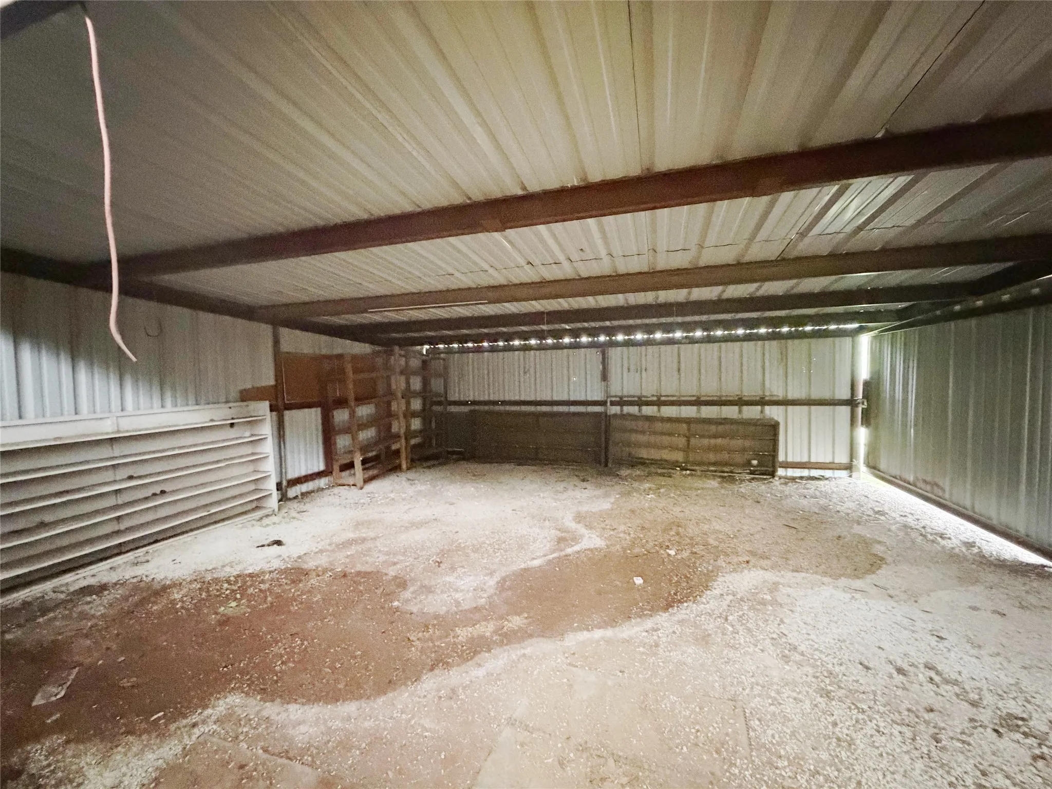 Single Family Residence For Sale in Taylor County , 3210 E Lake Road, Abilene, Texas 79601, 6 Bedroom, 4 Bathroom, 2 Garage spaces, 2,458 Sqft, built in 1995, mls#21309567, Real Estate Agent in Abilene, Homes For Sale in Taylor county, Homes For Sale in Abilene, Realtor in Abilene Texas, Real Estate Brokerage Independent Realty Texas, Luminita Cordes Realtor