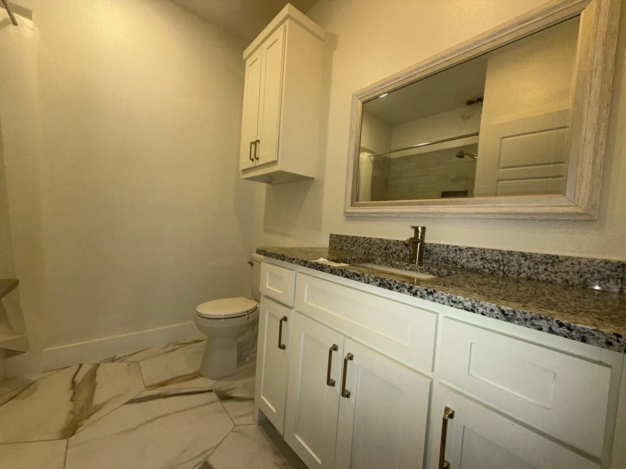 Single Family Residence For Sale in Henderson County , 102 Oakwood Drive, Trinidad, Texas 75163, 3 Bedroom, 2 Bathroom, 2 Garage spaces, 1,641 Sqft, built in 2023, mls#21309471, Real Estate Agent in Trinidad, Homes For Sale in Henderson county, Homes For Sale in Trinidad, Realtor in Trinidad Texas, Real Estate Brokerage Independent Realty Texas, Luminita Cordes Realtor