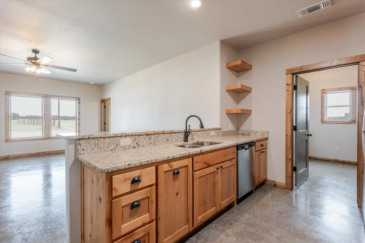 Single Family Residence For Rent in Palo Pinto County , 31 Maverick Loop, Lipan, Texas 76462, 2 Bedroom, 2 Bathroom, Garage spaces, 1,200 Sqft, built in 2025, mls#21309578, Real Estate Agent in Lipan, Homes For Rent in Palo Pinto county, Homes For Rent in Lipan, Realtor in Lipan Texas, Real Estate Brokerage Independent Realty Texas, Luminita Cordes Realtor