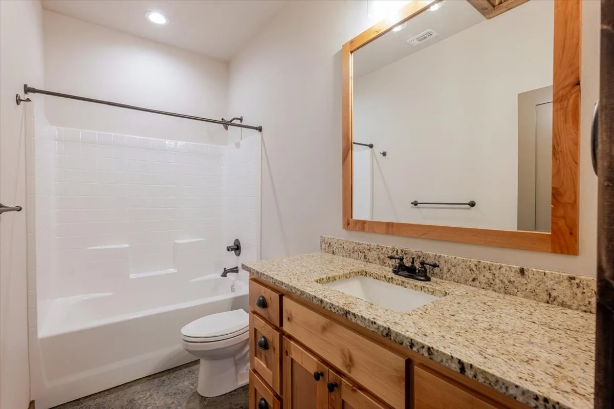 Single Family Residence For Rent in Palo Pinto County , 31 Maverick Loop, Lipan, Texas 76462, 2 Bedroom, 2 Bathroom, Garage spaces, 1,200 Sqft, built in 2025, mls#21309578, Real Estate Agent in Lipan, Homes For Rent in Palo Pinto county, Homes For Rent in Lipan, Realtor in Lipan Texas, Real Estate Brokerage Independent Realty Texas, Luminita Cordes Realtor