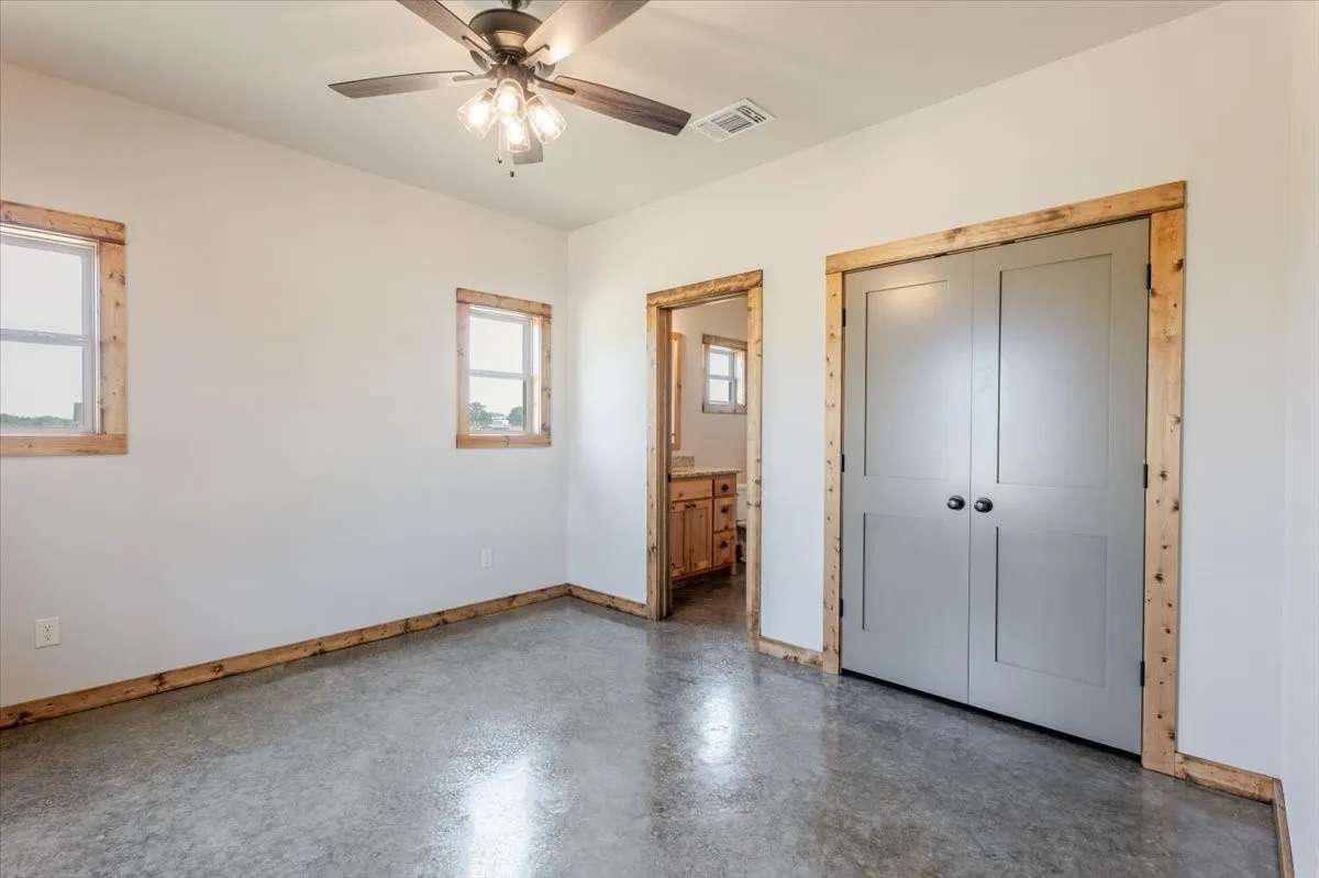 Single Family Residence For Rent in Palo Pinto County , 31 Maverick Loop, Lipan, Texas 76462, 2 Bedroom, 2 Bathroom, Garage spaces, 1,200 Sqft, built in 2025, mls#21309578, Real Estate Agent in Lipan, Homes For Rent in Palo Pinto county, Homes For Rent in Lipan, Realtor in Lipan Texas, Real Estate Brokerage Independent Realty Texas, Luminita Cordes Realtor