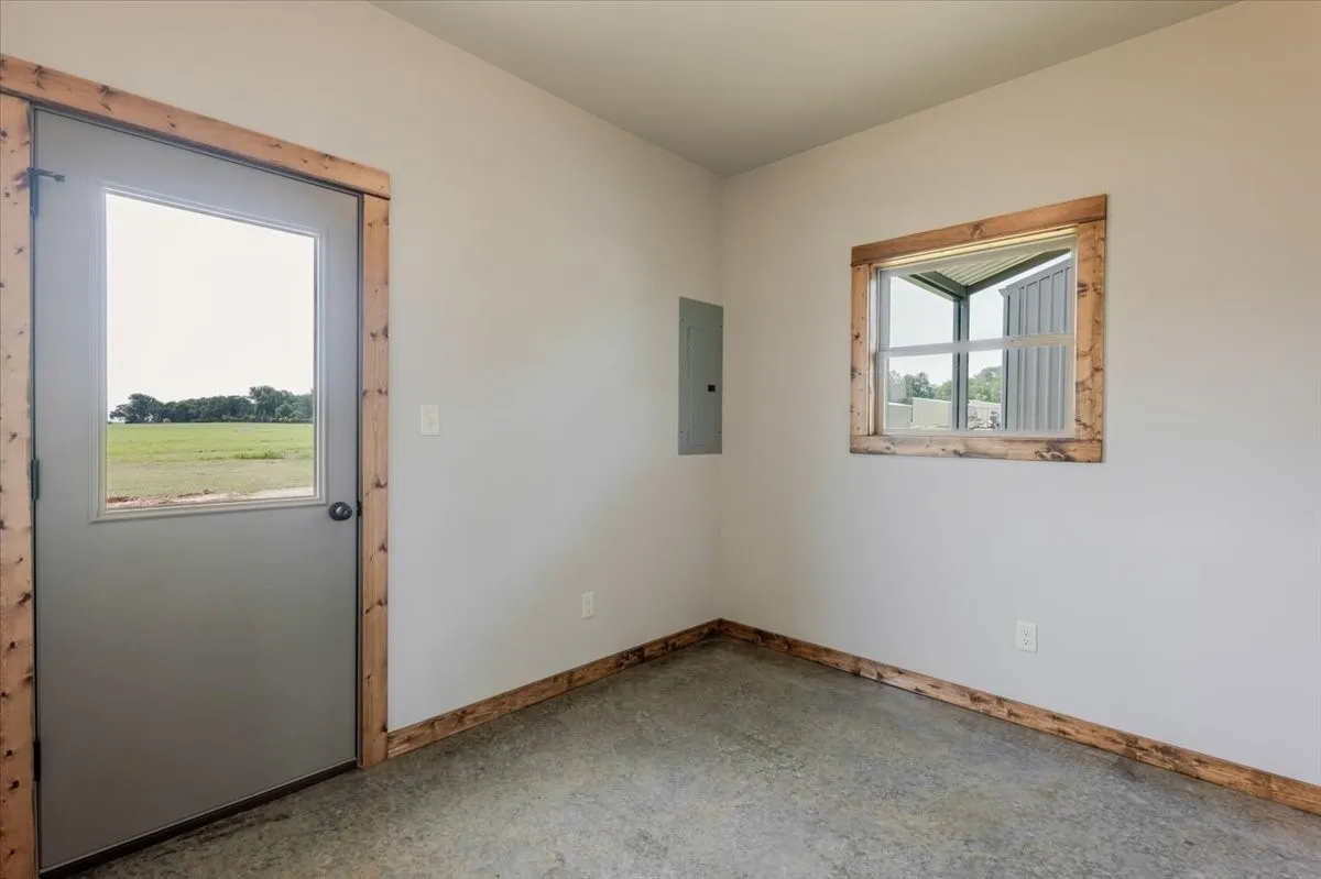 Single Family Residence For Rent in Palo Pinto County , 31 Maverick Loop, Lipan, Texas 76462, 2 Bedroom, 2 Bathroom, Garage spaces, 1,200 Sqft, built in 2025, mls#21309578, Real Estate Agent in Lipan, Homes For Rent in Palo Pinto county, Homes For Rent in Lipan, Realtor in Lipan Texas, Real Estate Brokerage Independent Realty Texas, Luminita Cordes Realtor