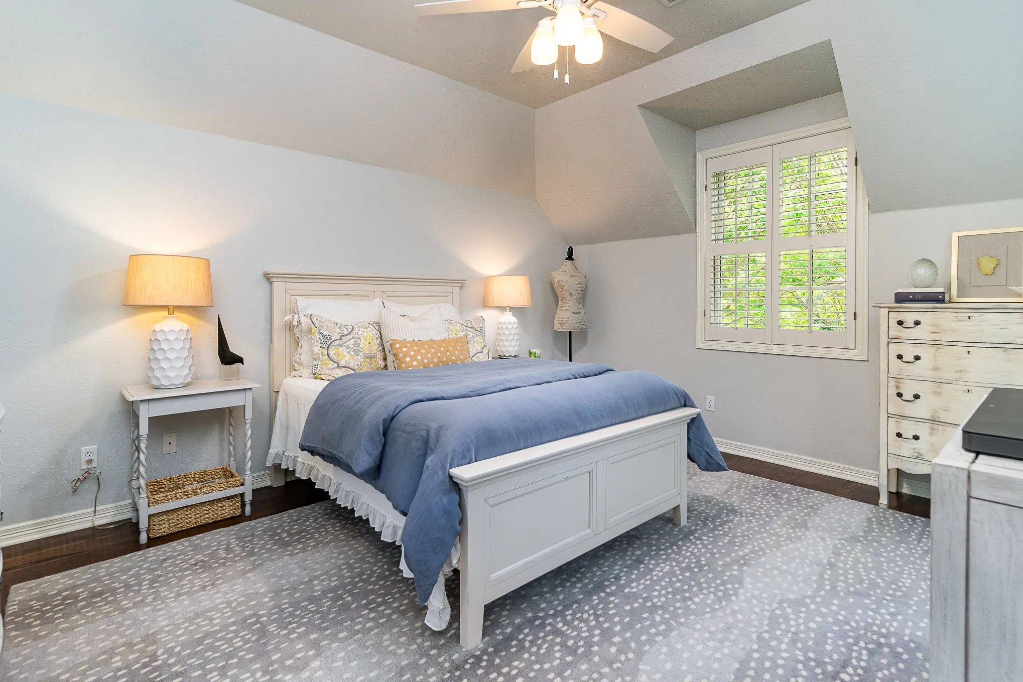 Single Family Residence For Sale in Collin County , 17508 Muirfield Drive, Dallas, Texas 75287, 4 Bedroom, 6 Bathroom, 3 Garage spaces, 4,697 Sqft, built in 1995, mls#21309574, Real Estate Agent in Dallas, Homes For Sale in Collin county, Homes For Sale in Dallas, Realtor in Dallas Texas, Real Estate Brokerage Independent Realty Texas, Luminita Cordes Realtor