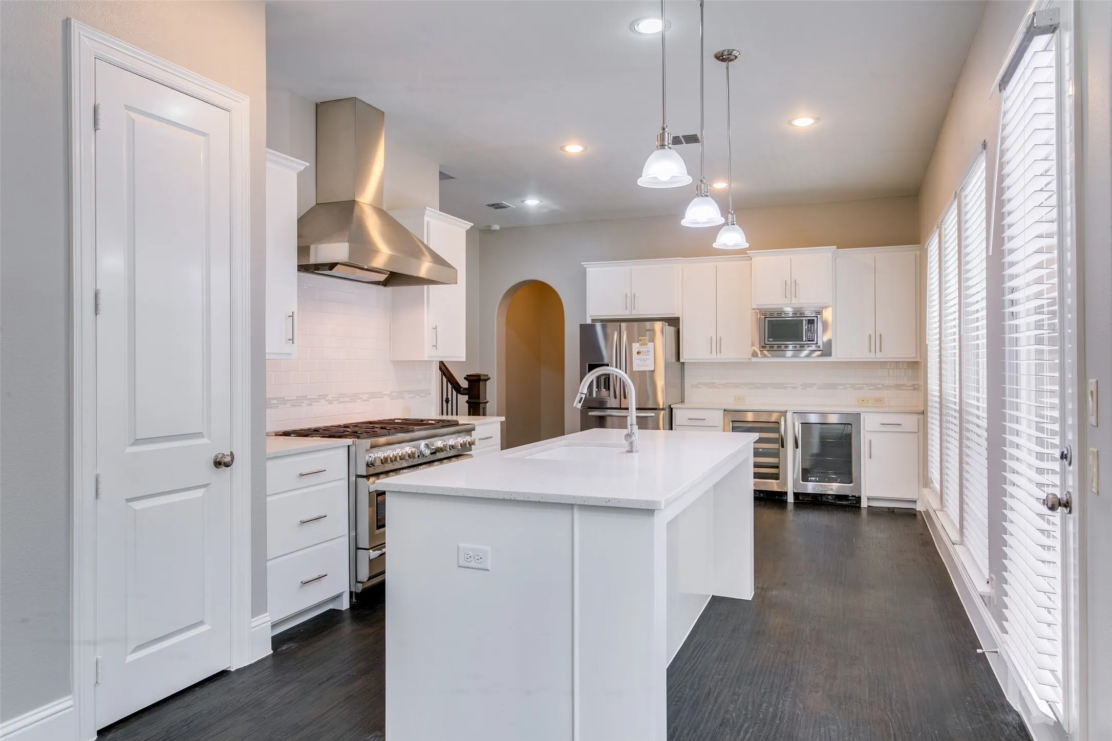 Single Family Residence For Rent in Dallas County , 766 E Main Street, Coppell, Texas 75019, 3 Bedroom, 3 Bathroom, 2 Garage spaces, 2,464 Sqft, built in 2012, mls#21309594, Real Estate Agent in Coppell, Homes For Rent in Dallas county, Homes For Rent in Coppell, Realtor in Coppell Texas, Real Estate Brokerage Independent Realty Texas, Luminita Cordes Realtor