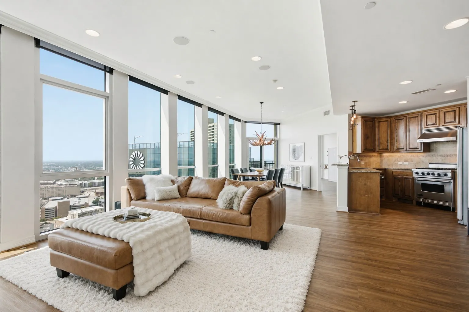 Condominium For Sale in Tarrant County , 500 Throckmorton Street 3010, Fort Worth, Texas 76102, 2 Bedroom, 3 Bathroom, 2 Garage spaces, 2,141 Sqft, built in 2005, mls#21309382, Real Estate Agent in Fort Worth, Homes For Sale in Tarrant county, Homes For Sale in Fort Worth, Realtor in Fort Worth Texas, Real Estate Brokerage Independent Realty Texas, Luminita Cordes Realtor
