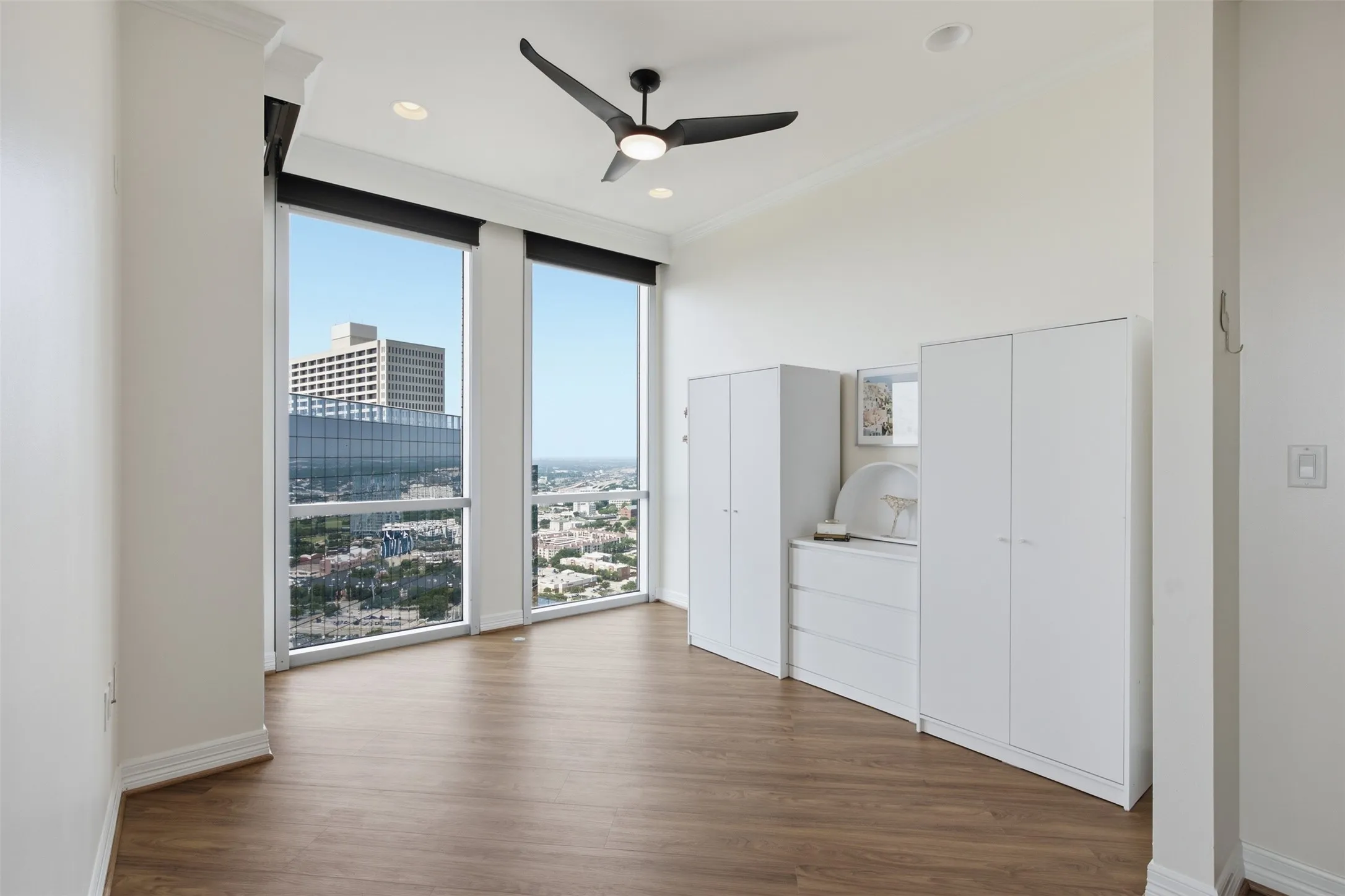 Secondary Bedroom with fabulous views!