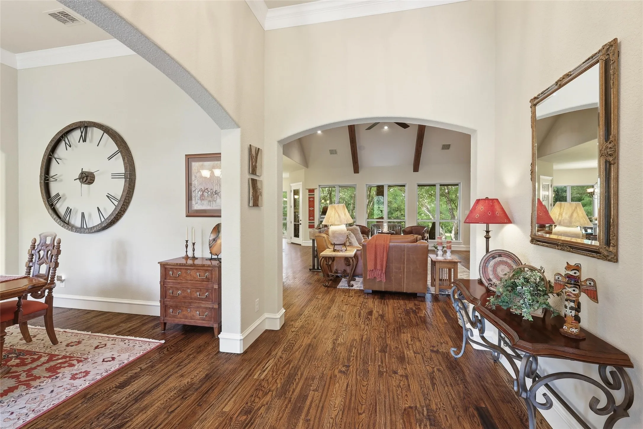 So much Charm when you walk through the door