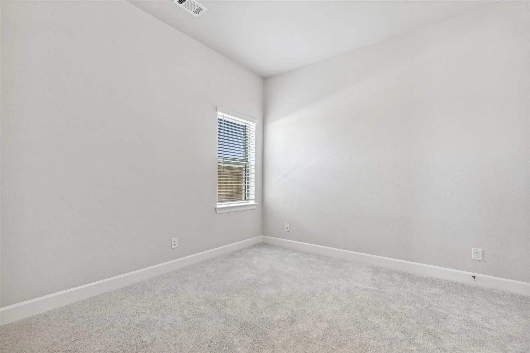 Single Family Residence For Sale in Johnson County , 2813 Trinity Ridge Street, Mansfield, Texas 76063, 4 Bedroom, 3 Bathroom, 2 Garage spaces, 2,672 Sqft, built in 2023, mls#21309172, Real Estate Agent in Mansfield, Homes For Sale in Johnson county, Homes For Sale in Mansfield, Realtor in Mansfield Texas, Real Estate Brokerage Independent Realty Texas, Luminita Cordes Realtor