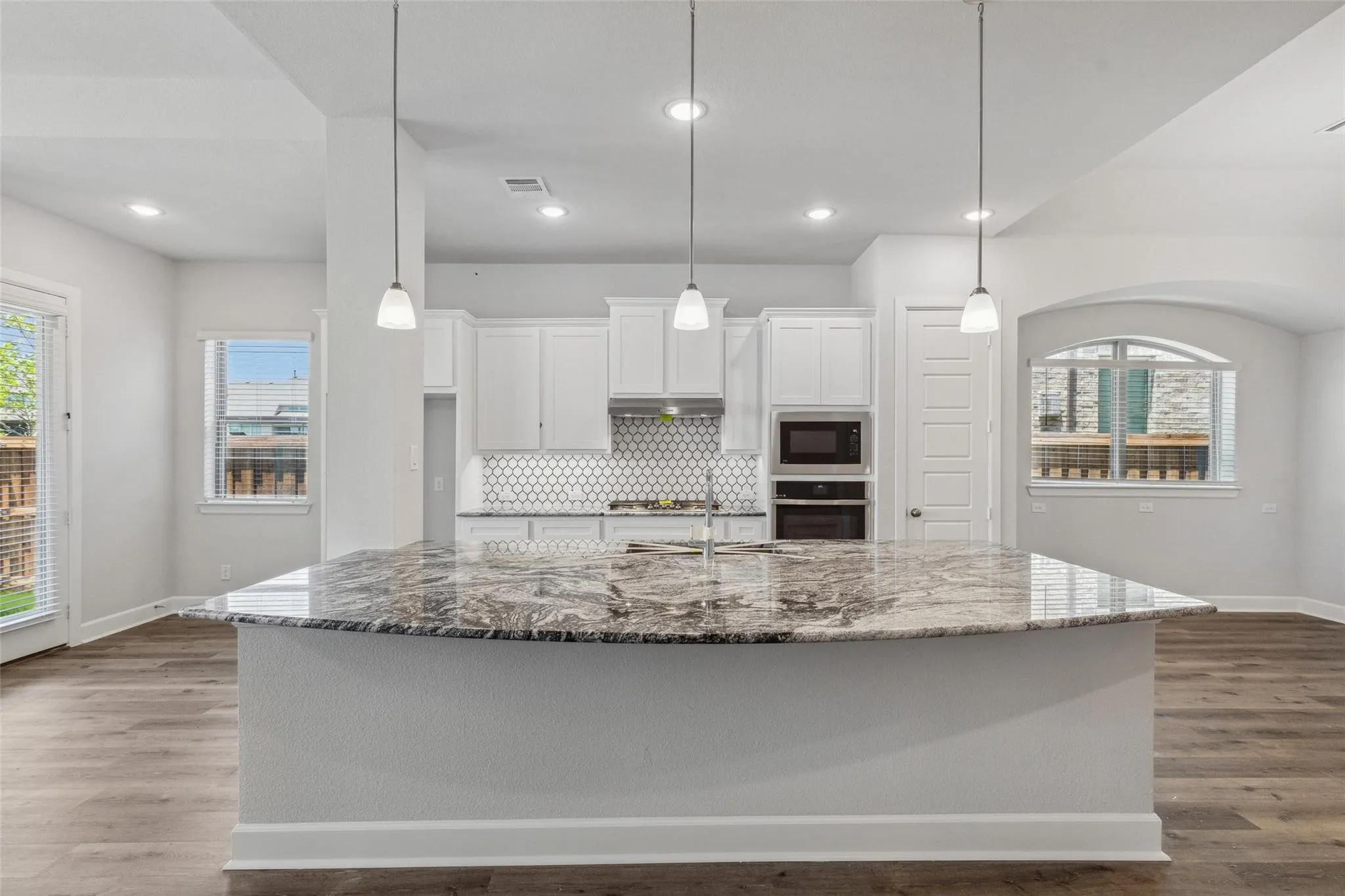 Single Family Residence For Sale in Johnson County , 2813 Trinity Ridge Street, Mansfield, Texas 76063, 4 Bedroom, 3 Bathroom, 2 Garage spaces, 2,672 Sqft, built in 2023, mls#21309172, Real Estate Agent in Mansfield, Homes For Sale in Johnson county, Homes For Sale in Mansfield, Realtor in Mansfield Texas, Real Estate Brokerage Independent Realty Texas, Luminita Cordes Realtor
