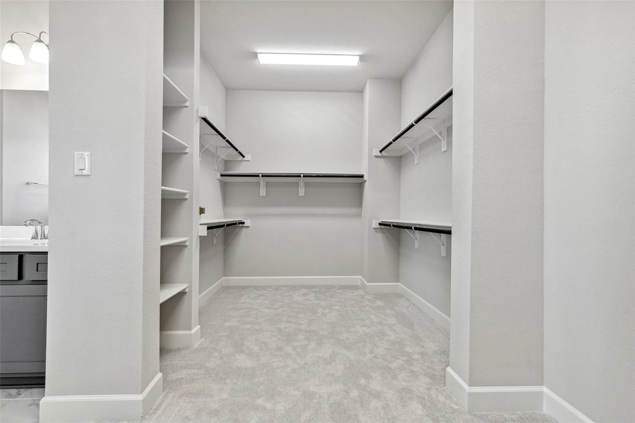Single Family Residence For Sale in Johnson County , 2813 Trinity Ridge Street, Mansfield, Texas 76063, 4 Bedroom, 3 Bathroom, 2 Garage spaces, 2,672 Sqft, built in 2023, mls#21309172, Real Estate Agent in Mansfield, Homes For Sale in Johnson county, Homes For Sale in Mansfield, Realtor in Mansfield Texas, Real Estate Brokerage Independent Realty Texas, Luminita Cordes Realtor