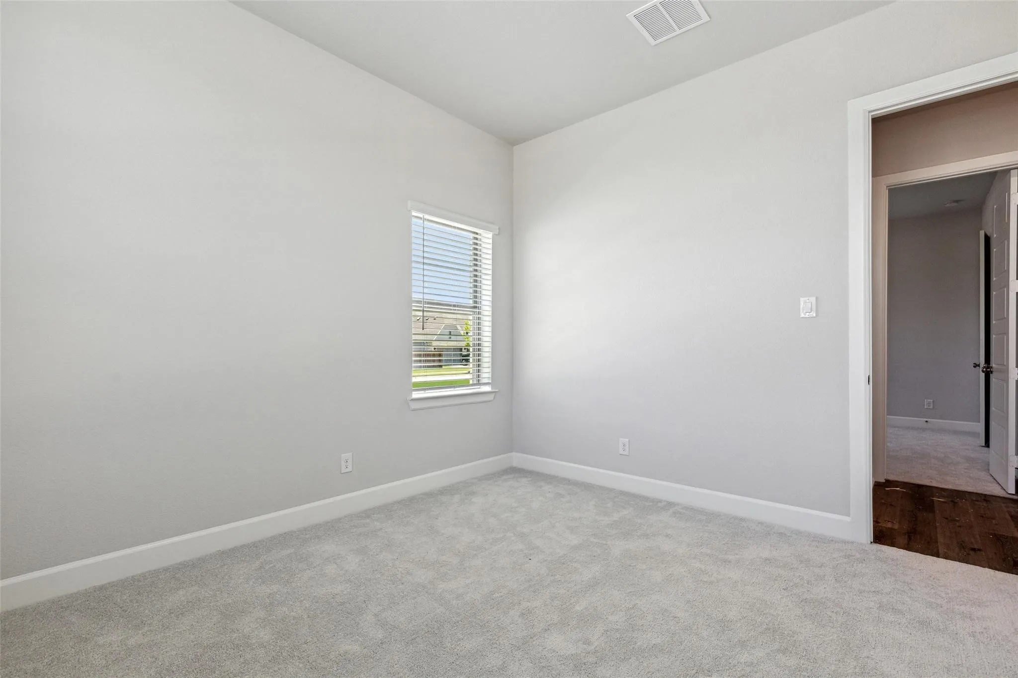 Single Family Residence For Sale in Johnson County , 2813 Trinity Ridge Street, Mansfield, Texas 76063, 4 Bedroom, 3 Bathroom, 2 Garage spaces, 2,672 Sqft, built in 2023, mls#21309172, Real Estate Agent in Mansfield, Homes For Sale in Johnson county, Homes For Sale in Mansfield, Realtor in Mansfield Texas, Real Estate Brokerage Independent Realty Texas, Luminita Cordes Realtor