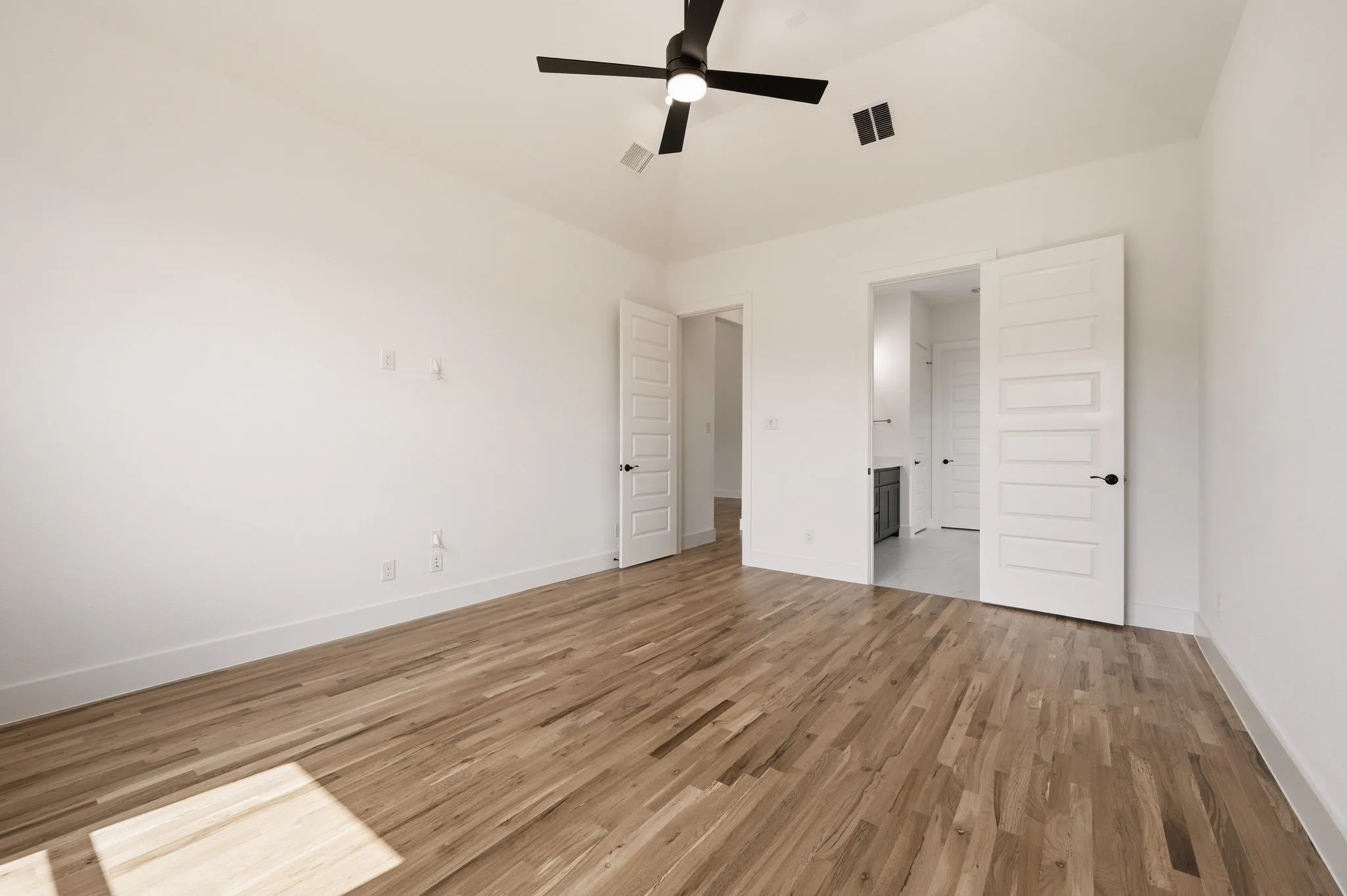 Single Family Residence For Sale in Parker County , 910 Sandpiper Drive, Aledo, Texas 76008, 4 Bedroom, 4 Bathroom, Garage spaces, 3,045 Sqft, built in 2026, mls#21309628, Real Estate Agent in Aledo, Homes For Sale in Parker county, Homes For Sale in Aledo, Realtor in Aledo Texas, Real Estate Brokerage Independent Realty Texas, Luminita Cordes Realtor